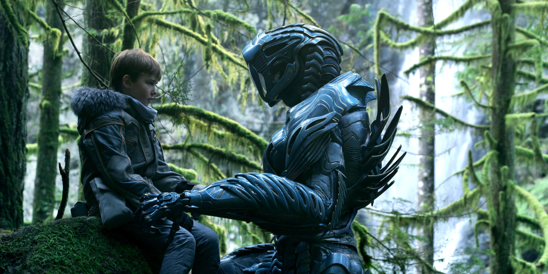 Brian Steele and Maxwell Jenkins in Lost in Space (2018)