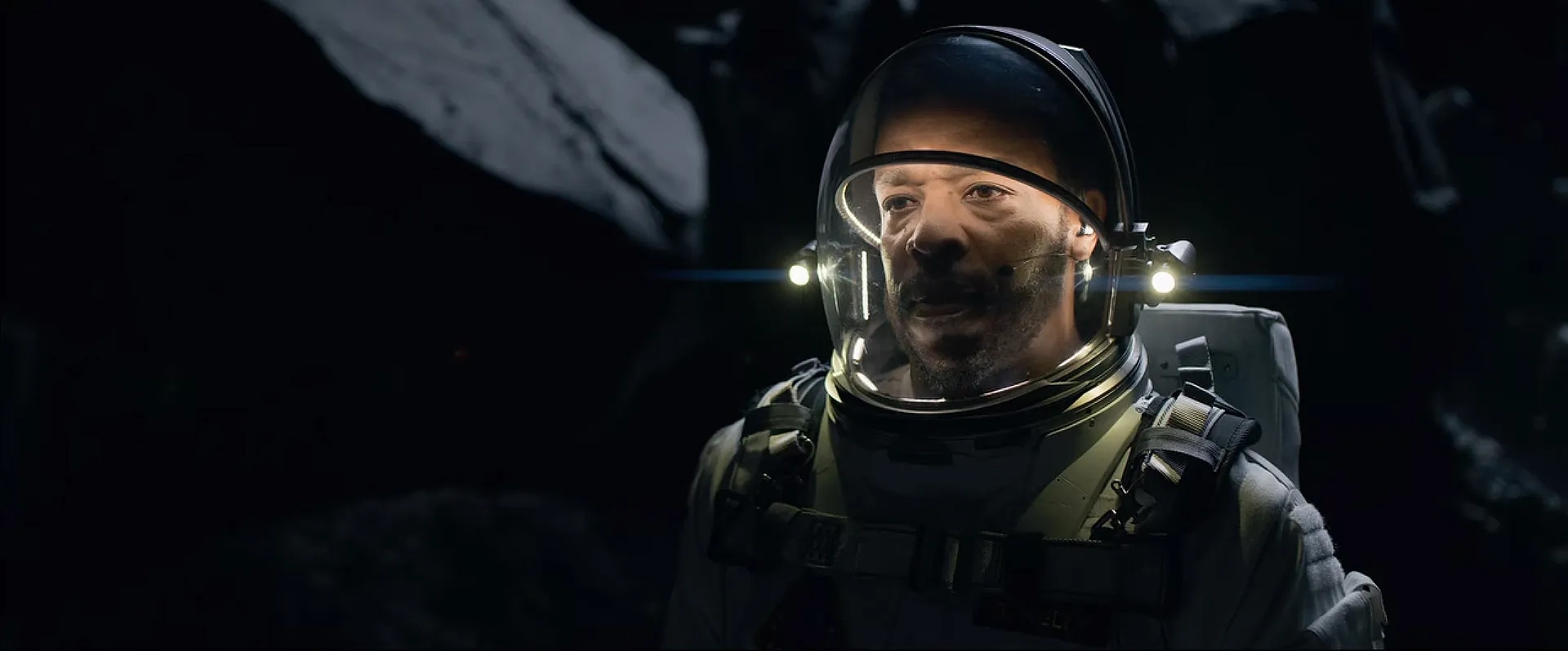 Russell Hornsby in Lost in Space: Contact (2021)