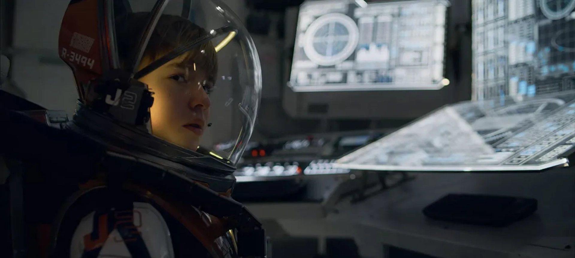 Maxwell Jenkins in Lost in Space (2018)