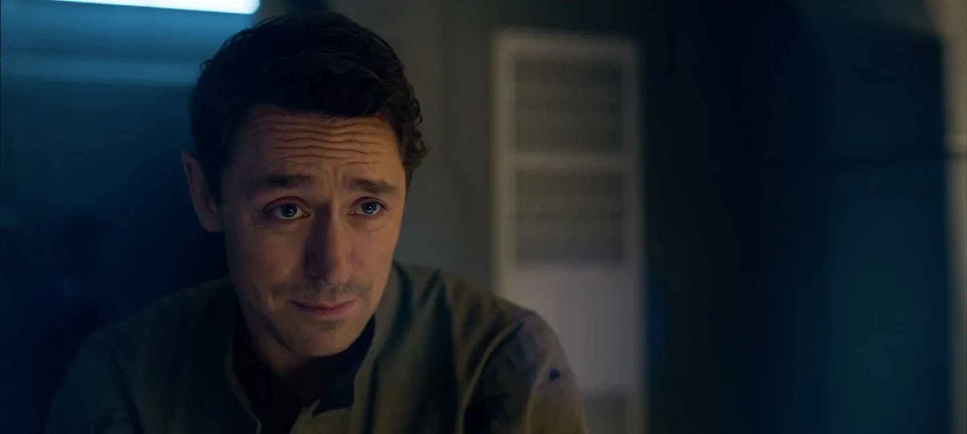 JJ Feild in Lost in Space (2018)