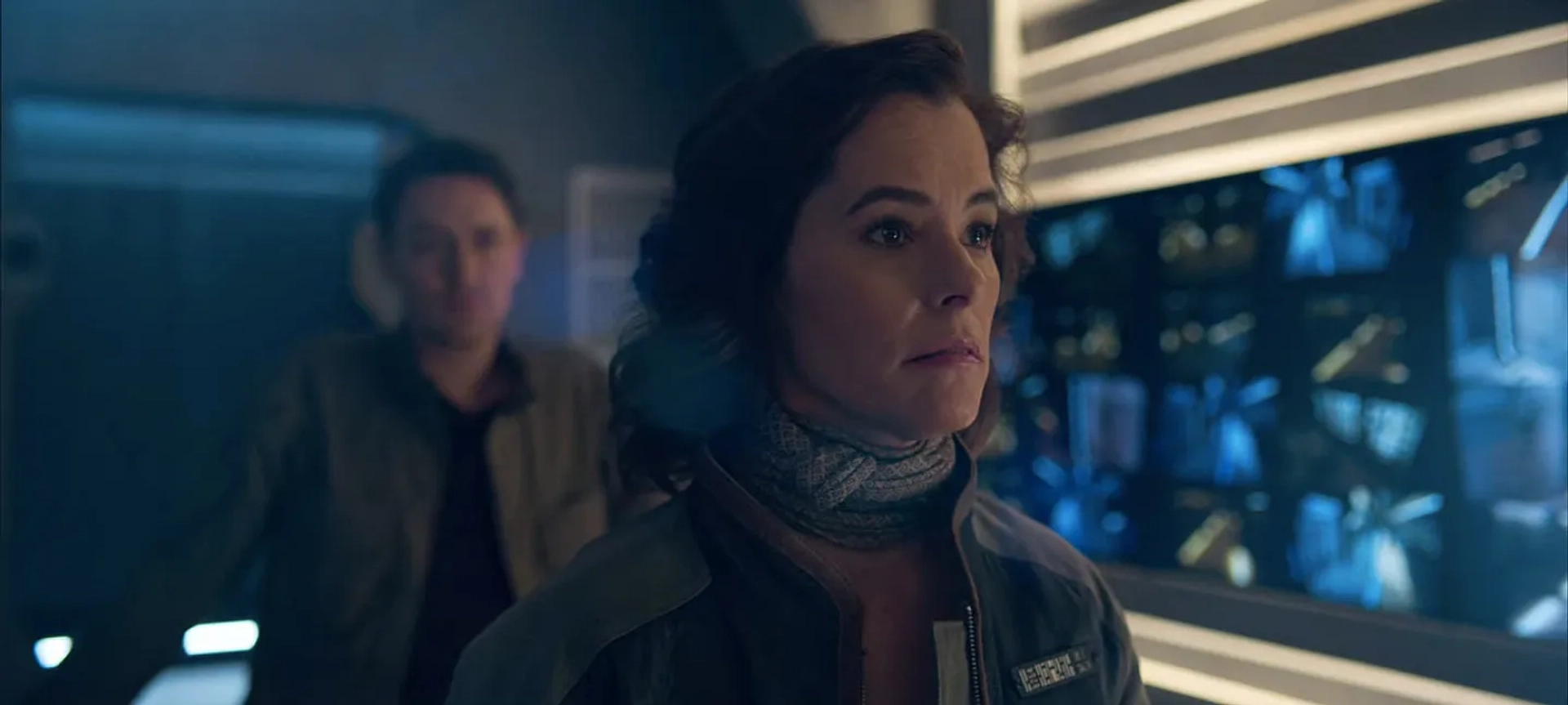 Parker Posey and JJ Feild in Lost in Space (2018)