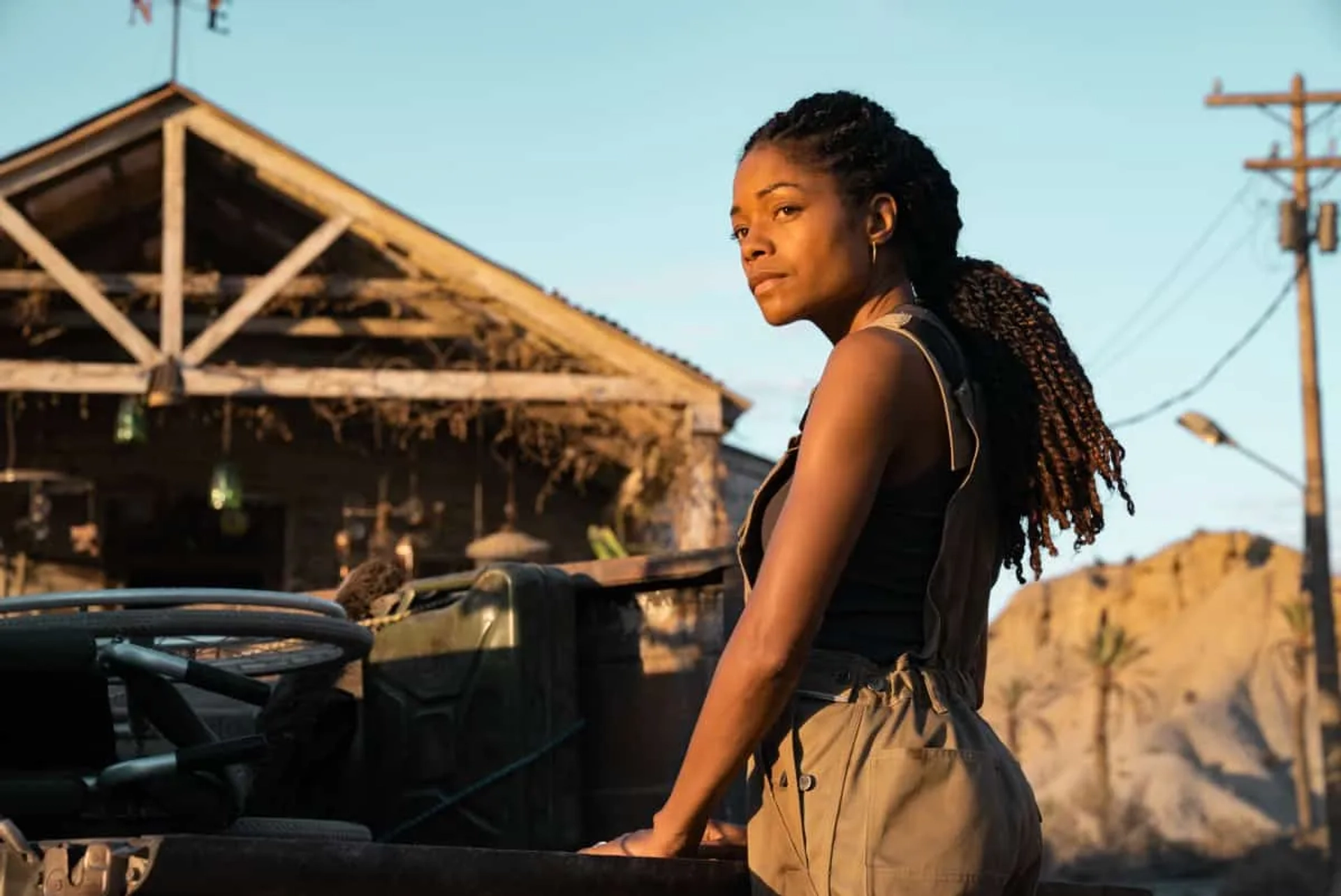 Naomie Harris in The Man Who Fell to Earth (2021)