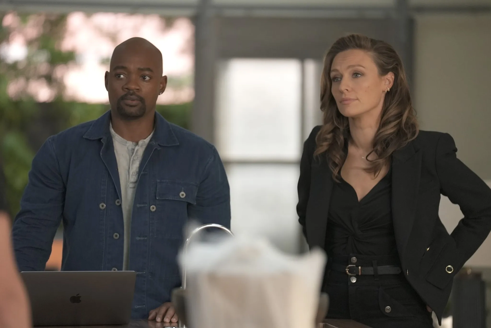 Michaela McManus and Brian Michael Smith in 9-1-1: Lone Star (2020)