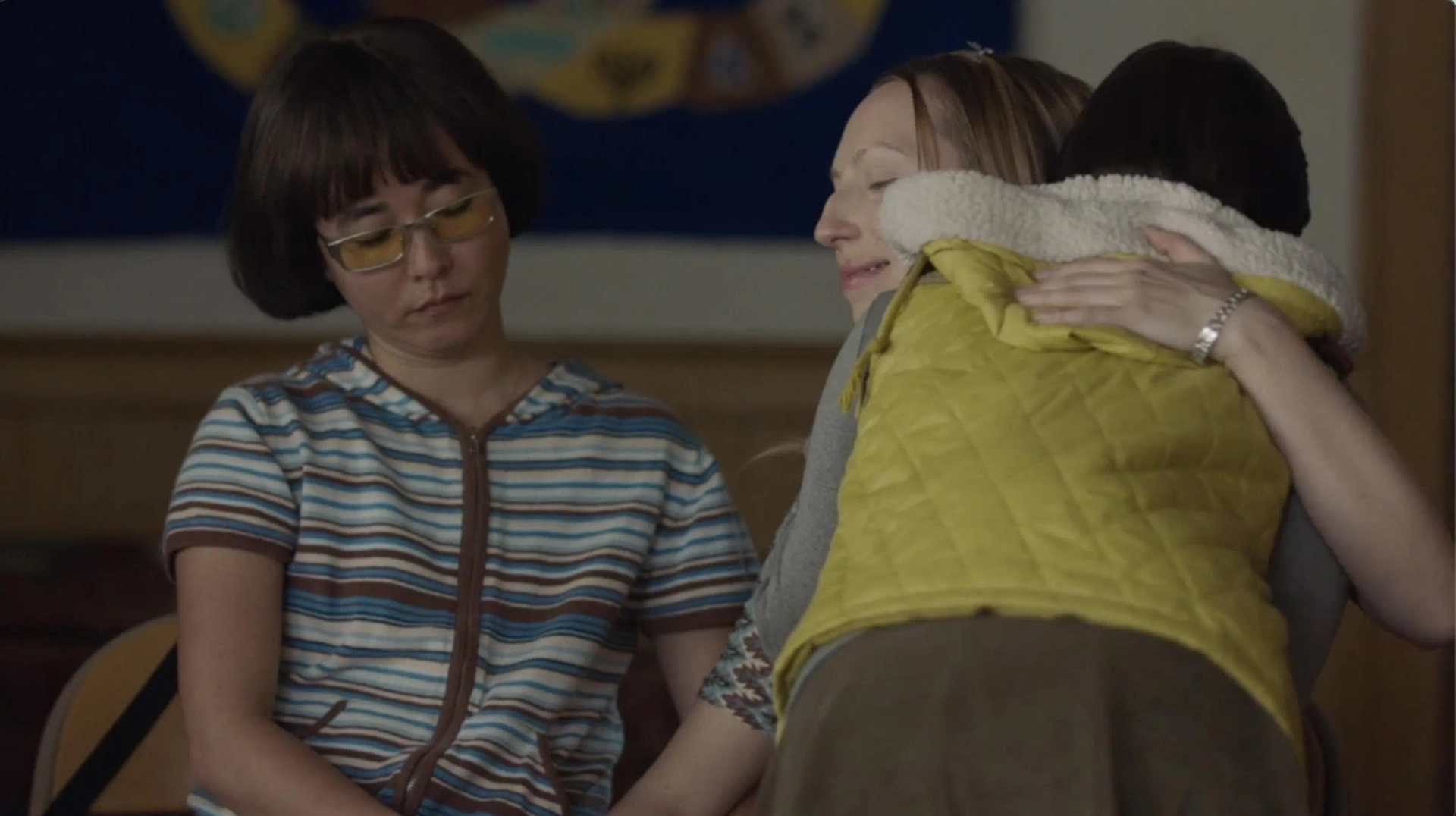 Elizabeth Hinkler, Maya Erskine, and Anna Konkle in Pen15