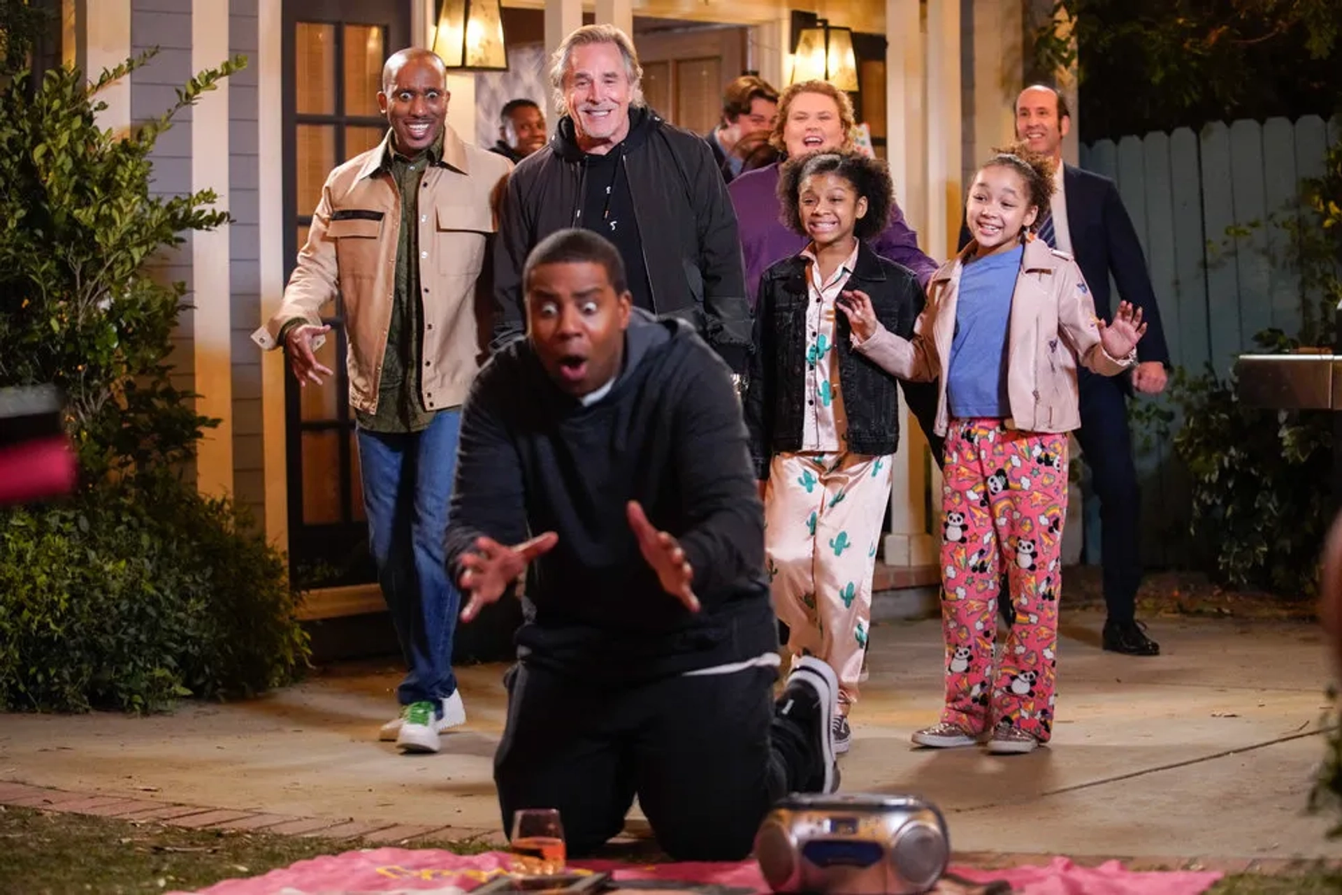 Don Johnson, Kenan Thompson, Jeff Lewis, Fortune Feimster, Chris Redd, Dani Lane, and Dannah Lane in Kenan (2021)