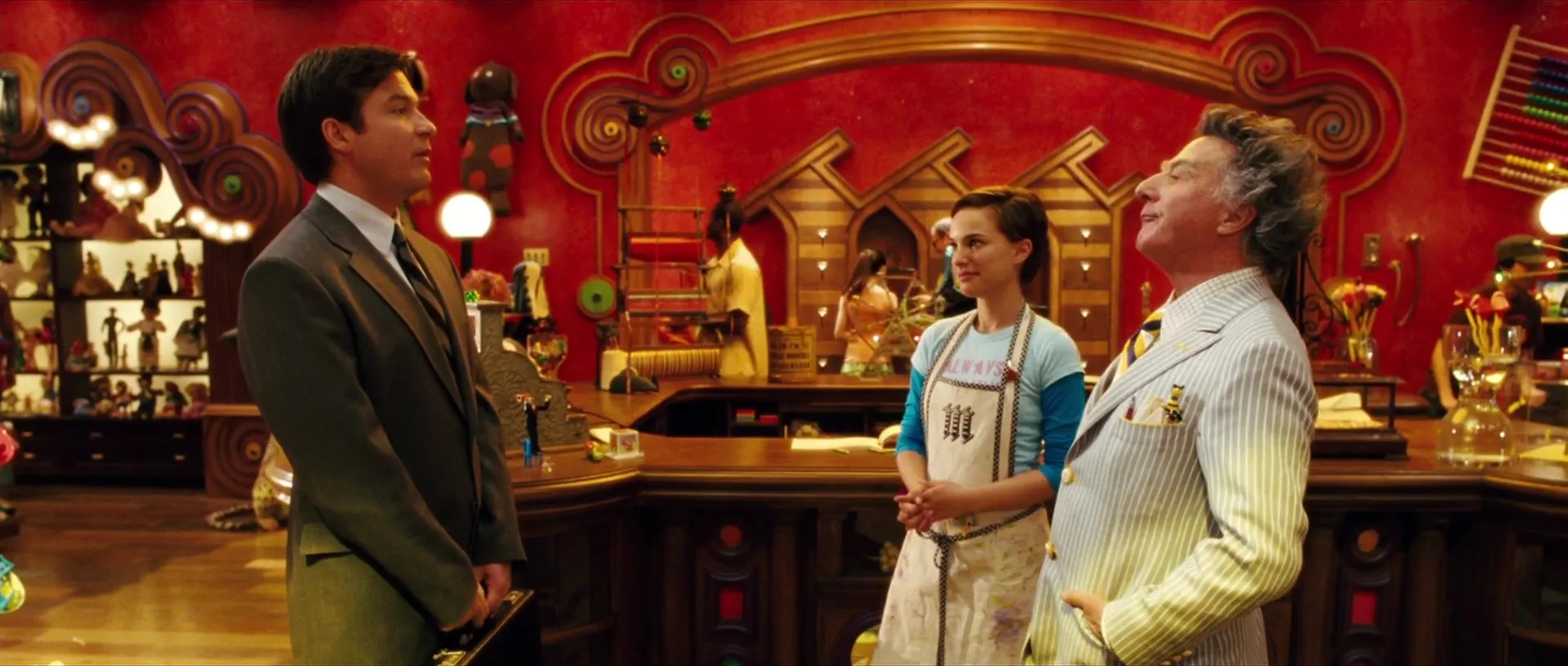 Dustin Hoffman, Natalie Portman, and Jason Bateman in Mr. Magorium's Wonder Emporium (2007)