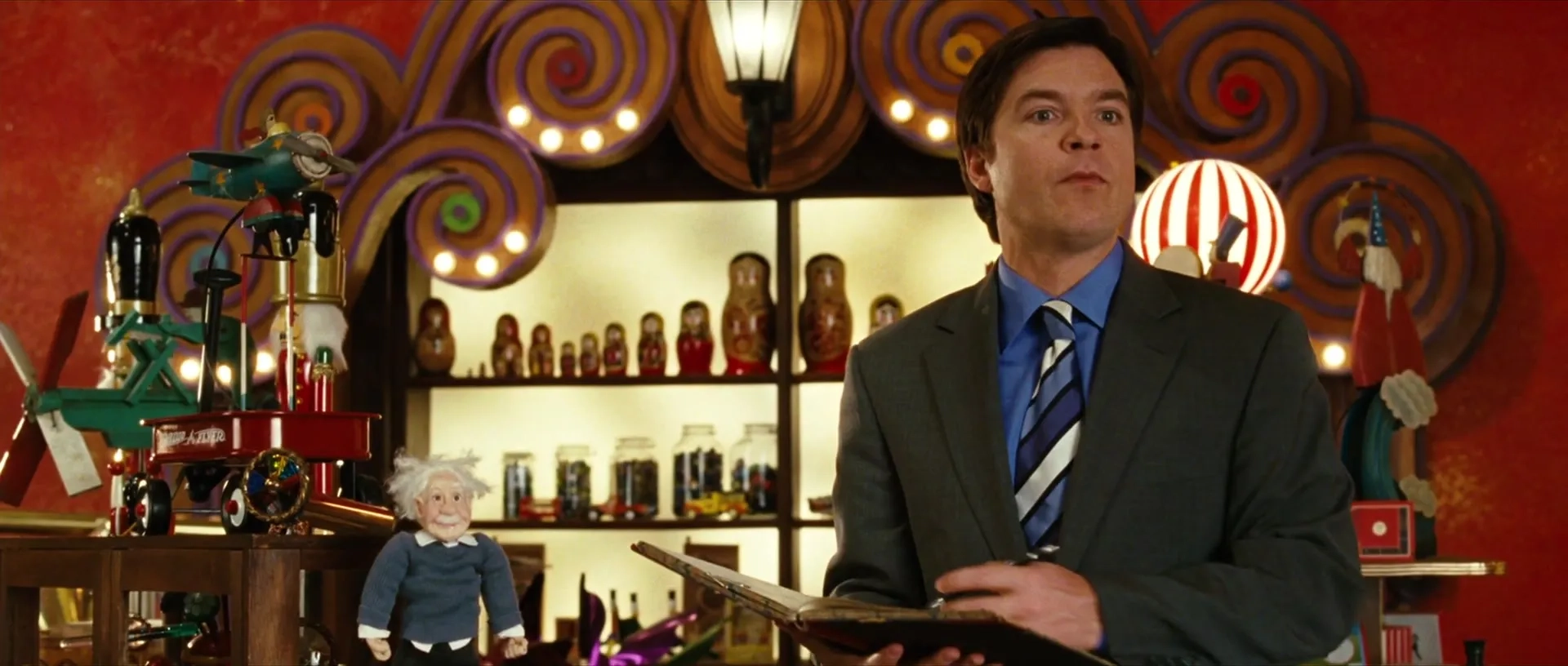 Jason Bateman in Mr. Magorium's Wonder Emporium (2007)