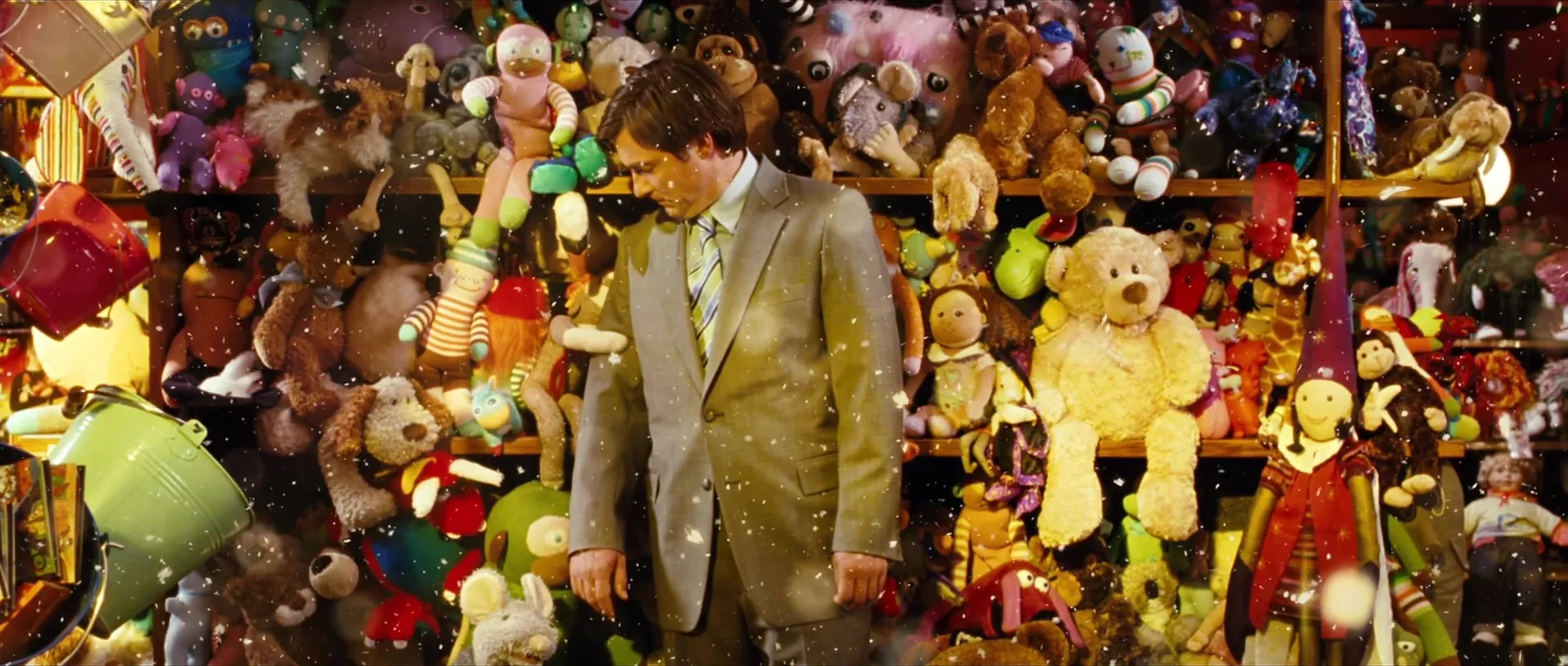 Jason Bateman in Mr. Magorium's Wonder Emporium (2007)