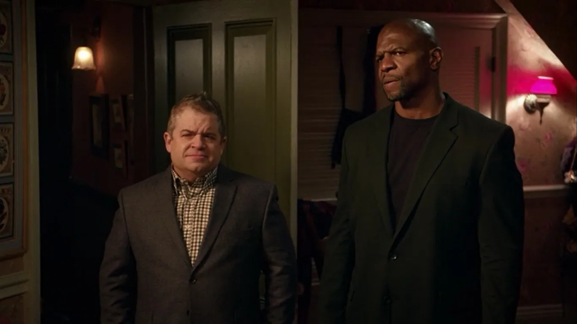 Terry Crews and Patton Oswalt in Mapleworth Murders (2020)