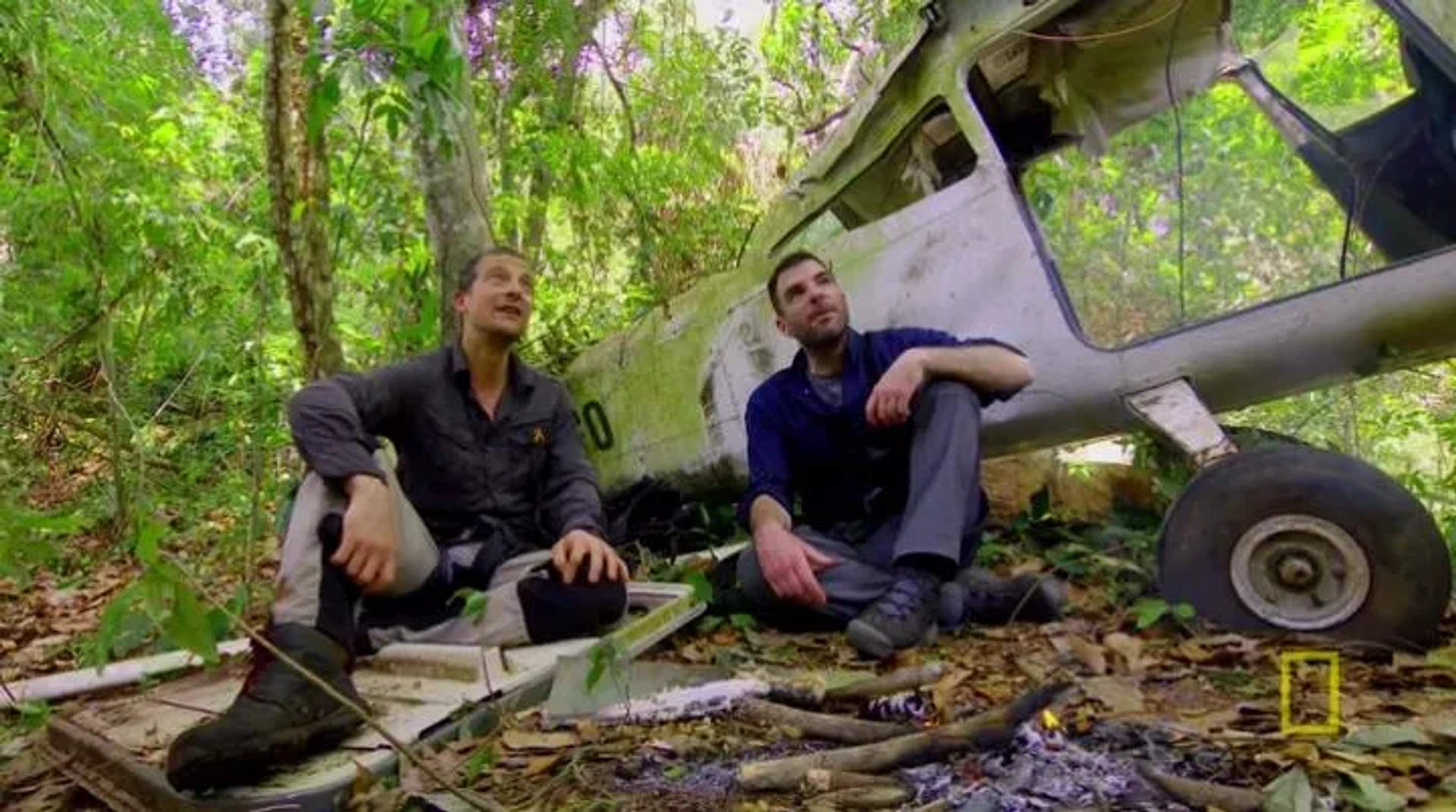 Zachary Quinto and Bear Grylls in Running Wild with Bear Grylls: Zachary Quinto in the Panama Jungle (2020)