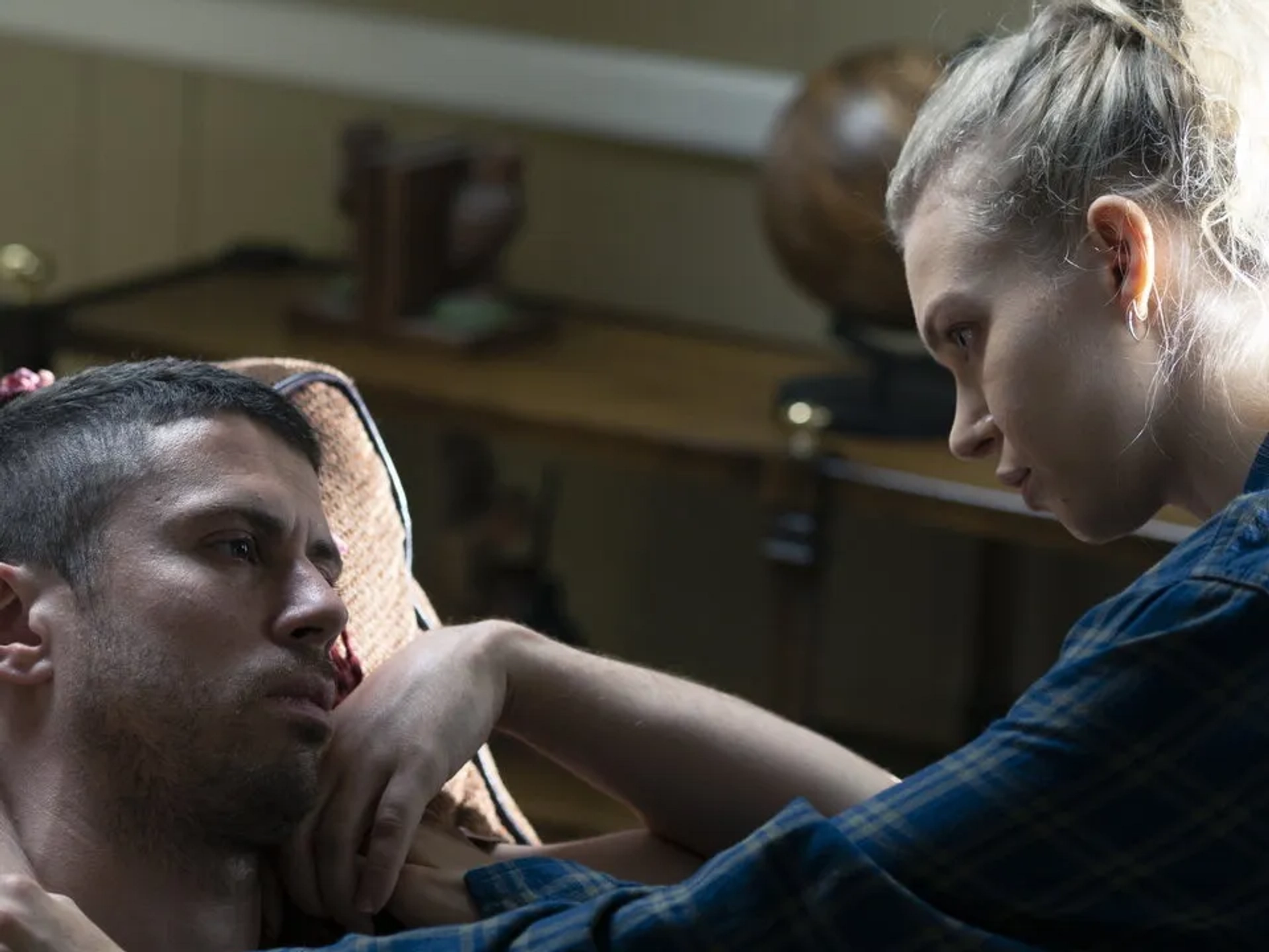 Toby Kebbell and Penelope Mitchell in Becoming (2020)