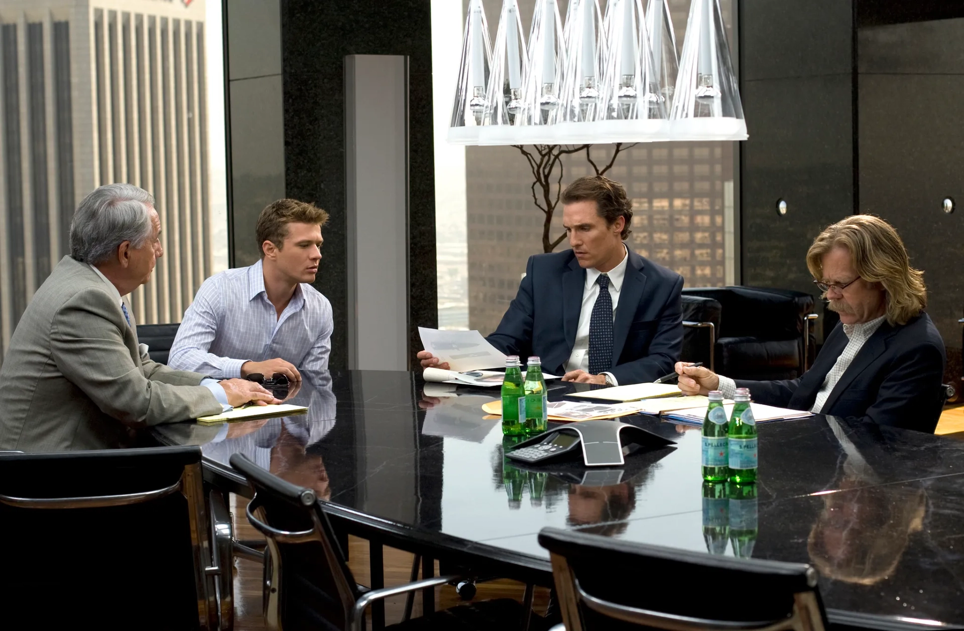 Matthew McConaughey, Ryan Phillippe, William H. Macy, and Bob Gunton in The Lincoln Lawyer (2011)