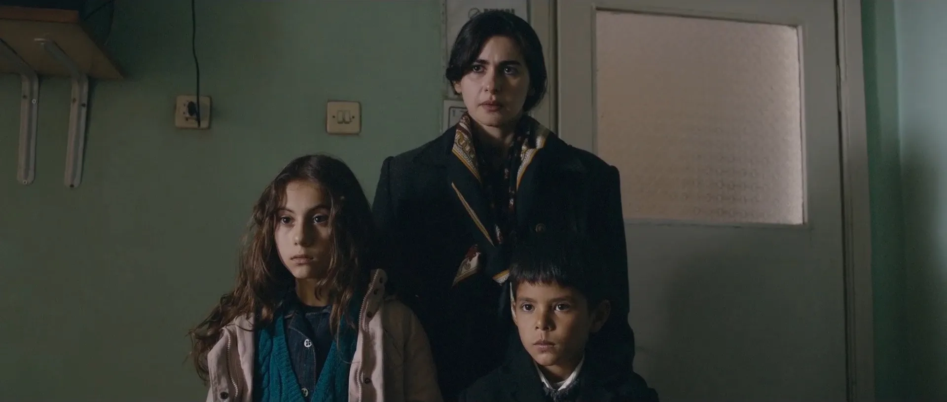 Nesrin Cavadzade, Mert Tastan, and Sila Lara Cantürk in The Lamb (2014)