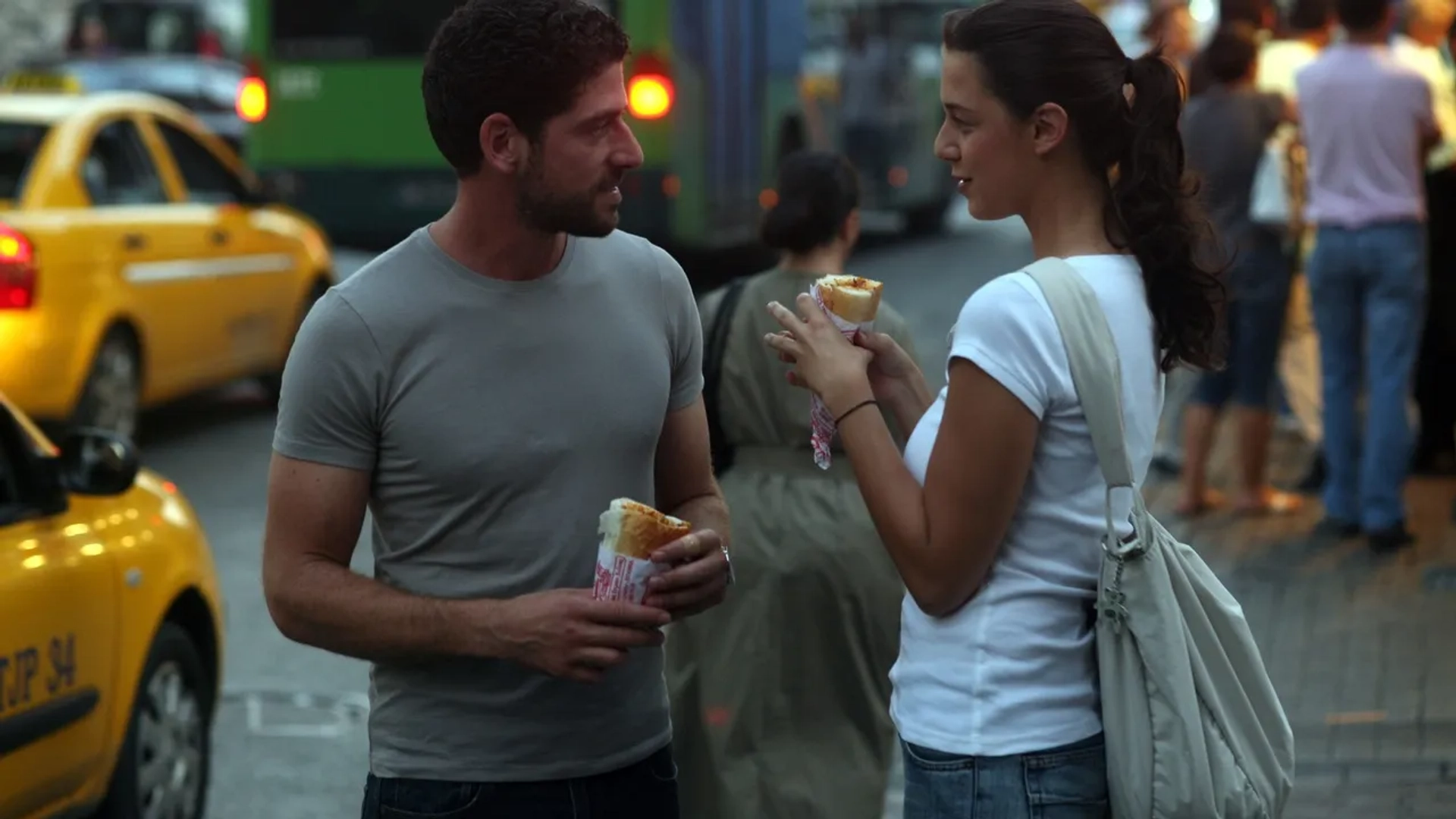 فیلم تنها (Alone 2008)
