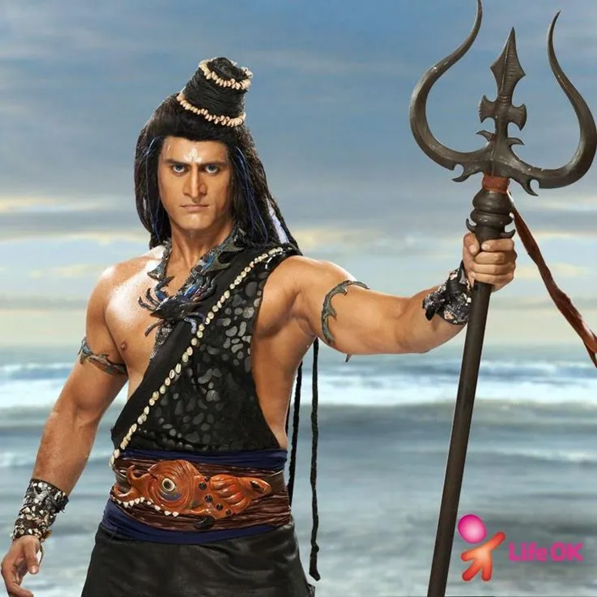 Mohit Raina in Devon Ke Dev... Mahadev: Jalandhar enters the cave (2013)