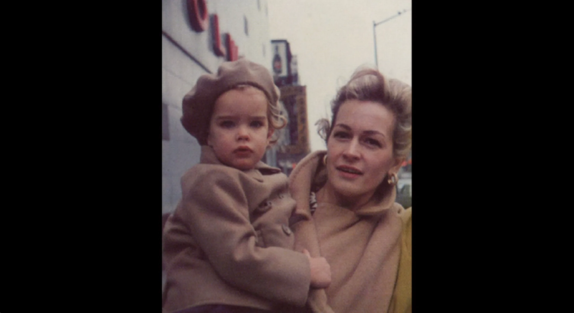 Brooke Shields and Teri Shields in Pretty Baby: Brooke Shields (2023)