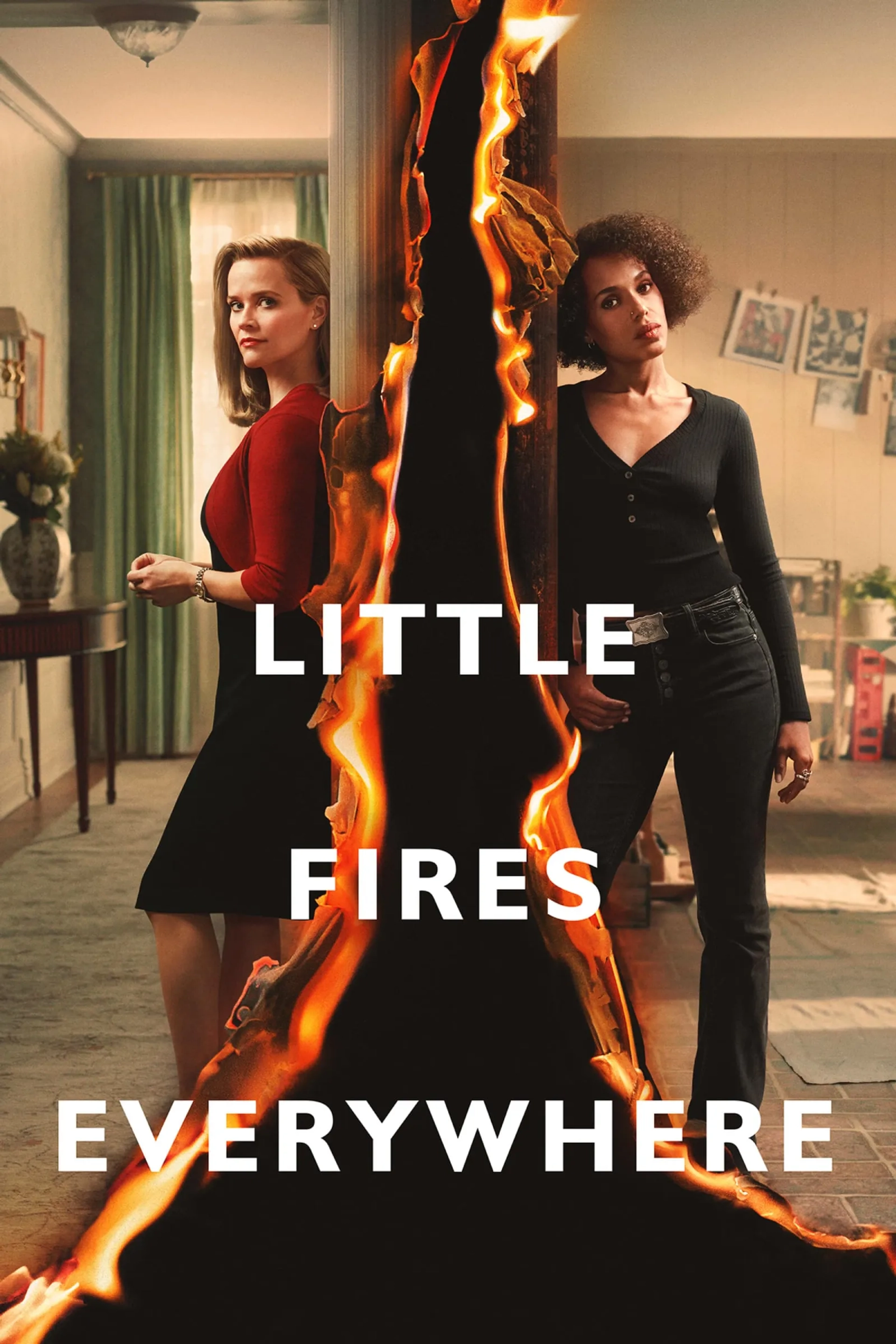 Reese Witherspoon and Kerry Washington in Little Fires Everywhere (2020)