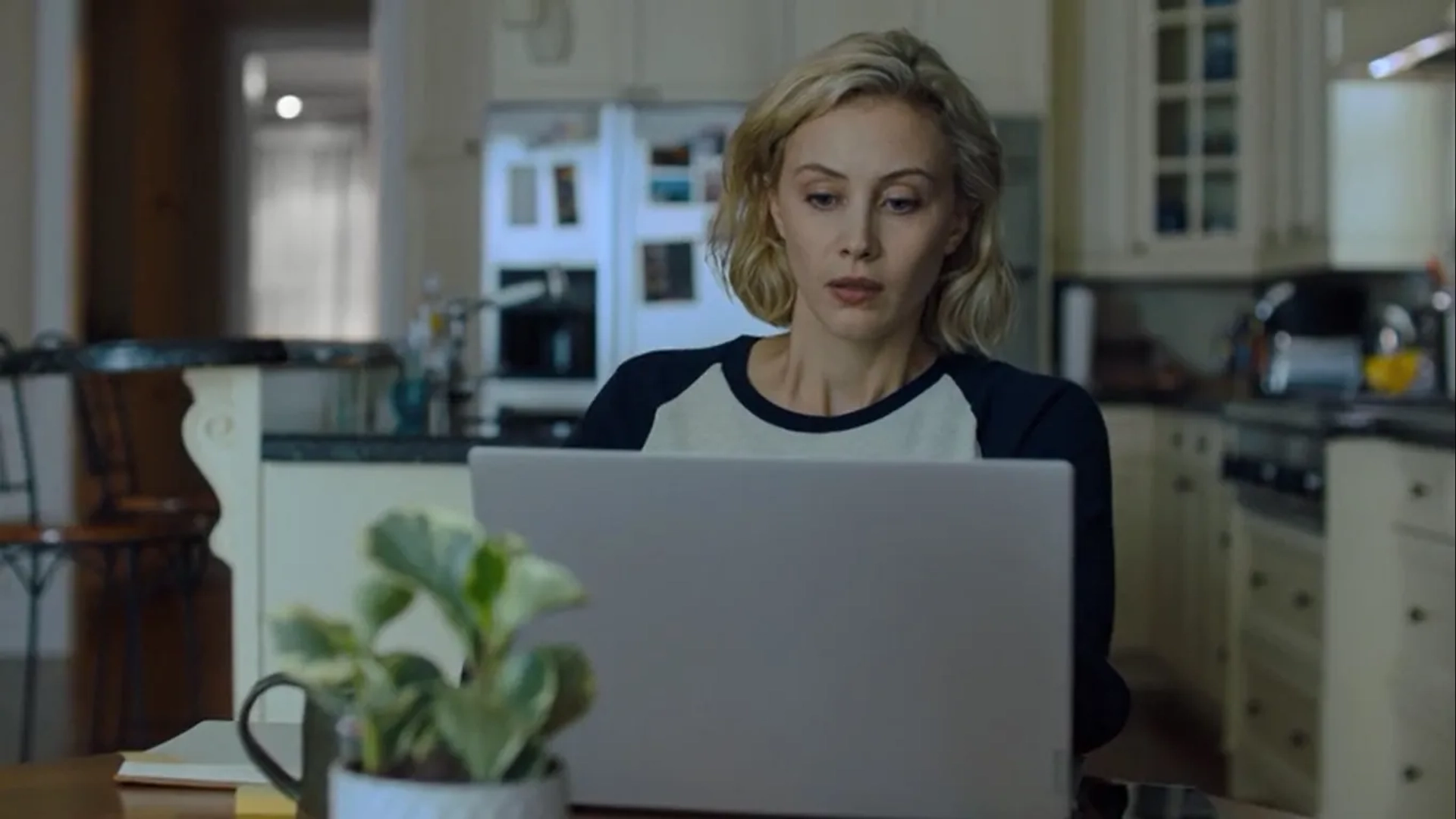 Sarah Gadon in Most Dangerous Game (2020)