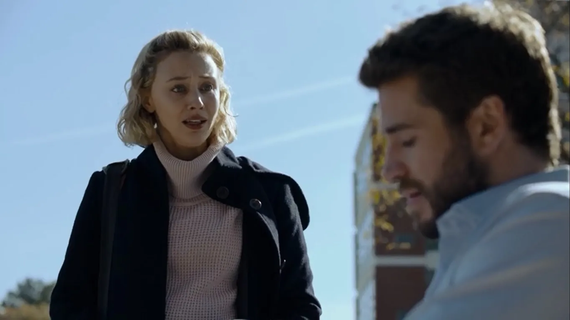 Sarah Gadon and Liam Hemsworth in Most Dangerous Game (2020)