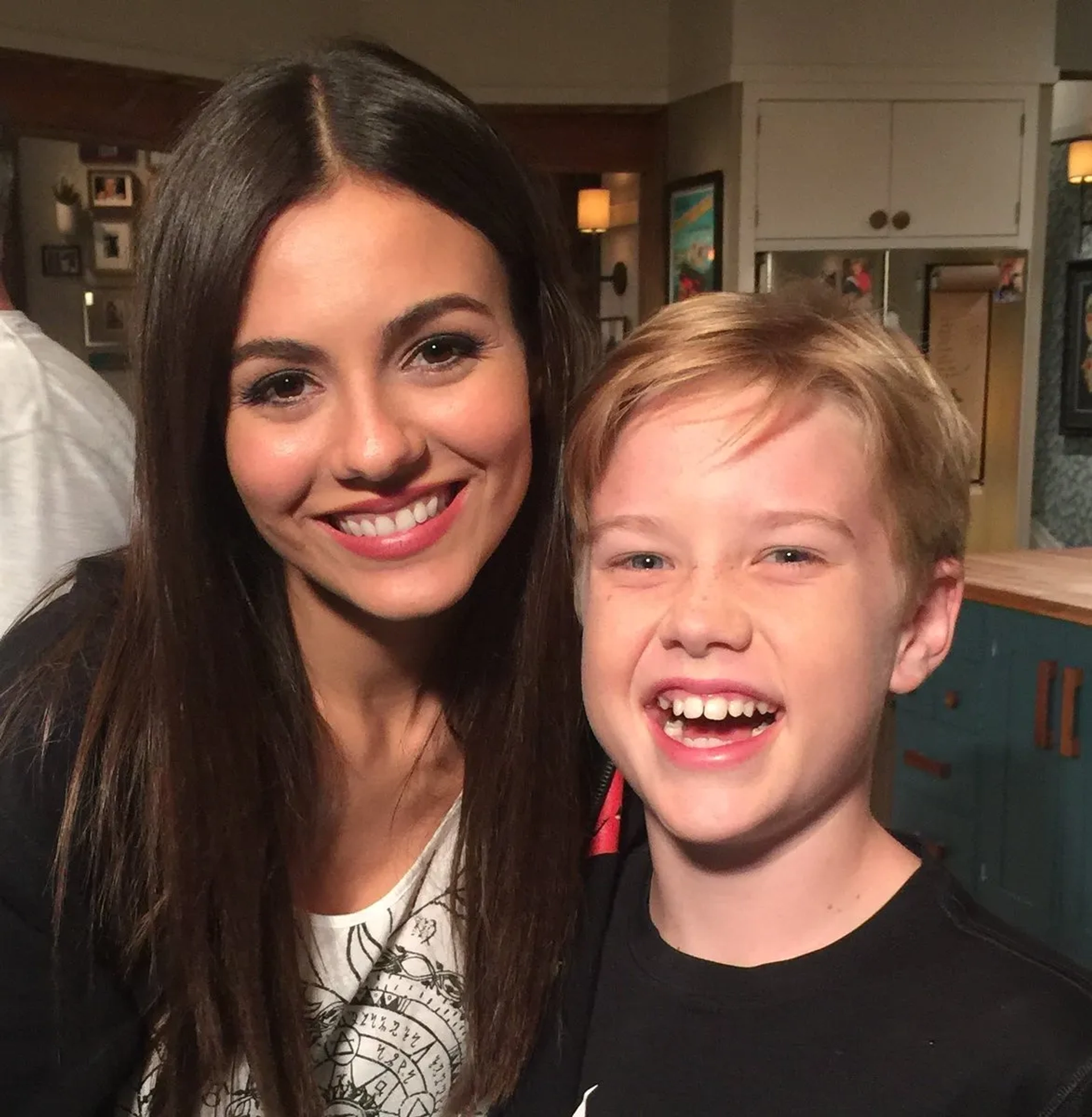 Victoria Justice and Matthew McCann in Man with a Plan (2016)