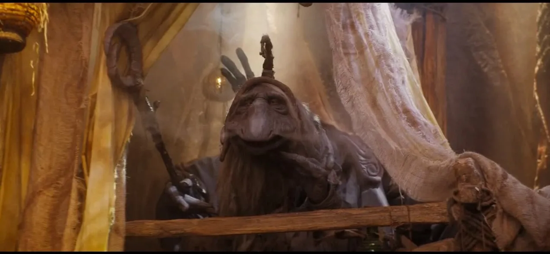 Bill Hader and Olly Taylor in The Dark Crystal: Age of Resistance (2019)