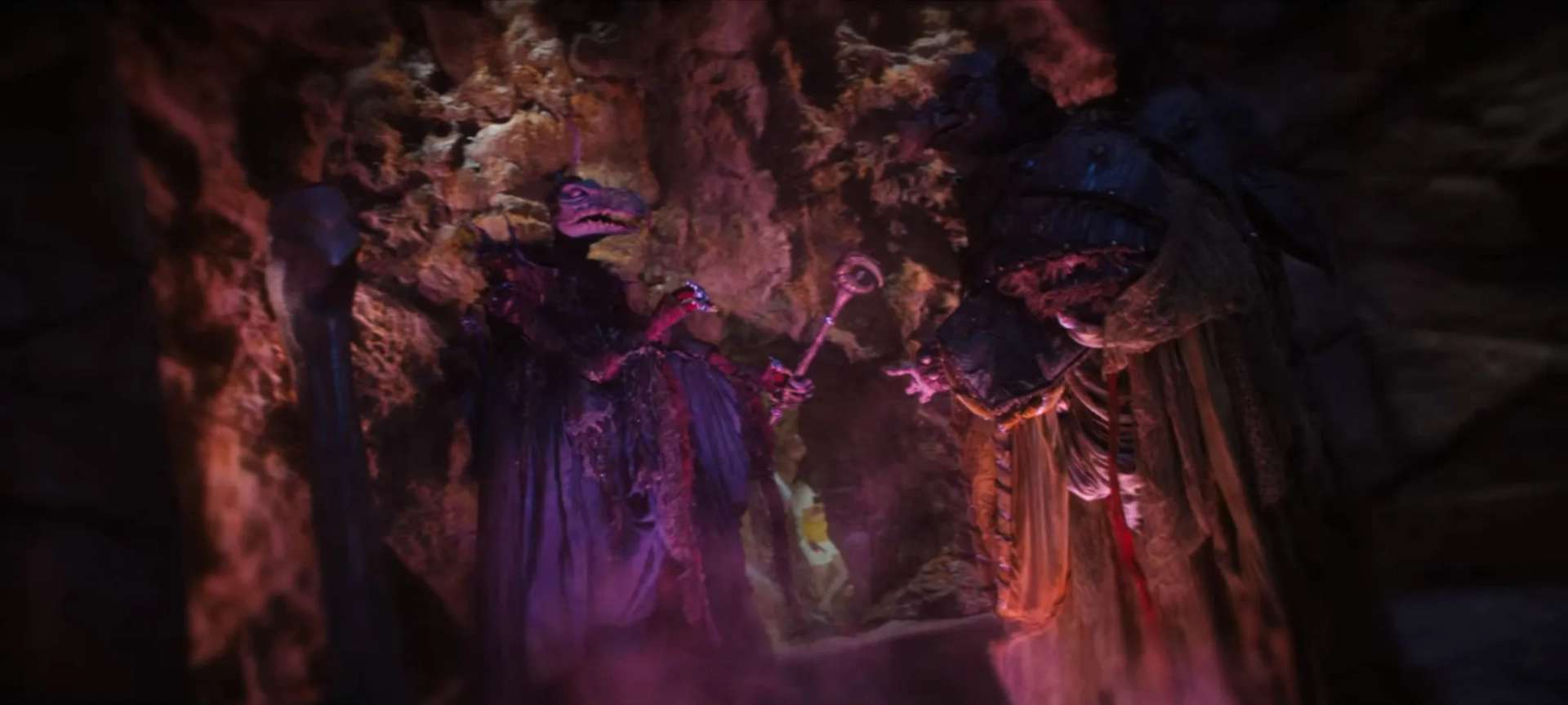 Jason Isaacs, Kevin Clash, Benedict Wong, and Dave Chapman in The Dark Crystal: Age of Resistance (2019)