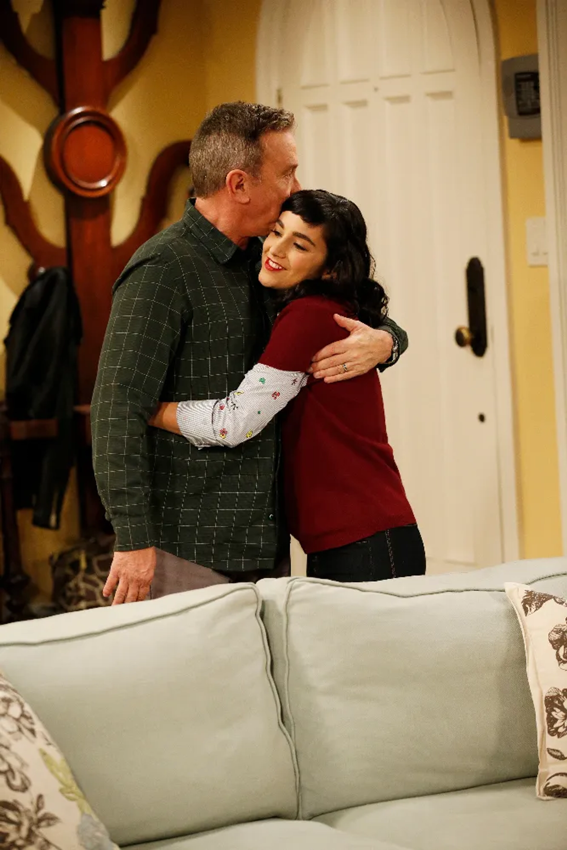 Tim Allen and Molly Ephraim in Last Man Standing (2011)