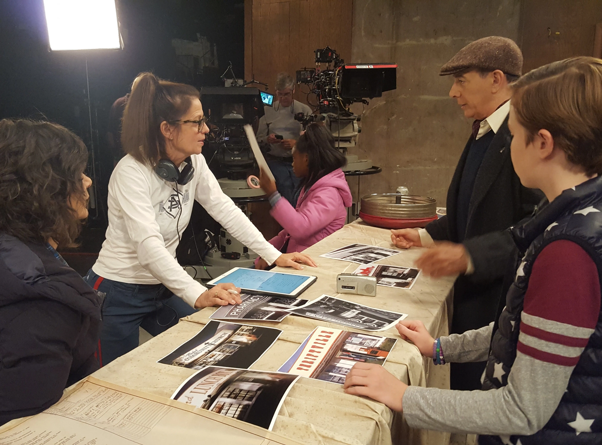 Paul Reubens, Sara Gilbert, Michael Fishman, Gail Mancuso, Jayden Rey, and Ames McNamara in The Conners: Lanford, Toilet of Sin (2019)