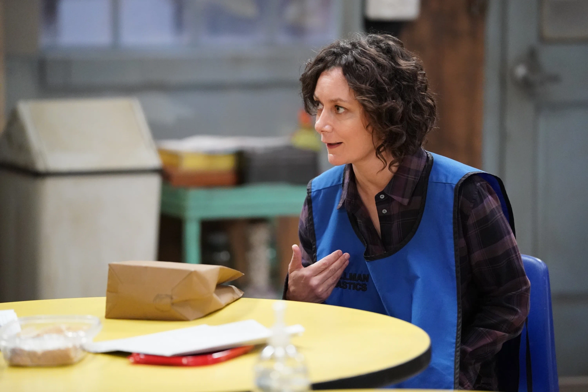 Sara Gilbert in The Conners: Plastics, Trash Talk & Darlene Antoinette (2020)