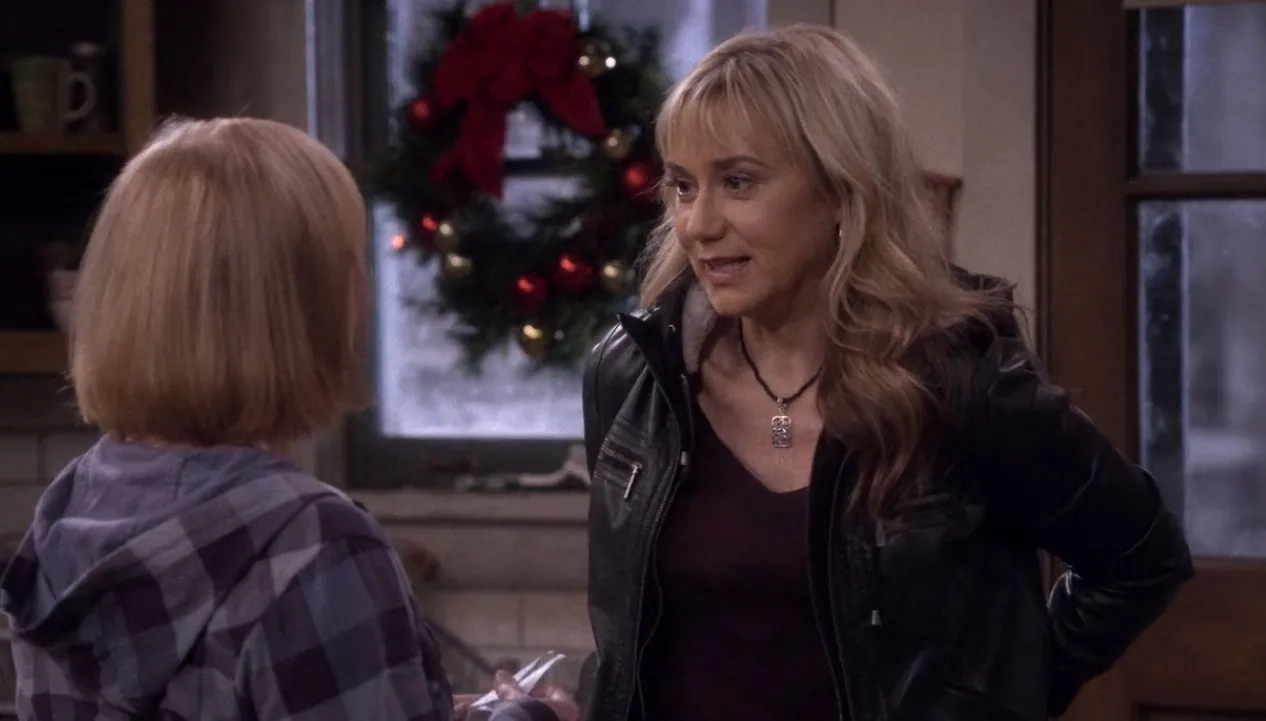 Kathy Baker and Megyn Price in The Ranch (2016)