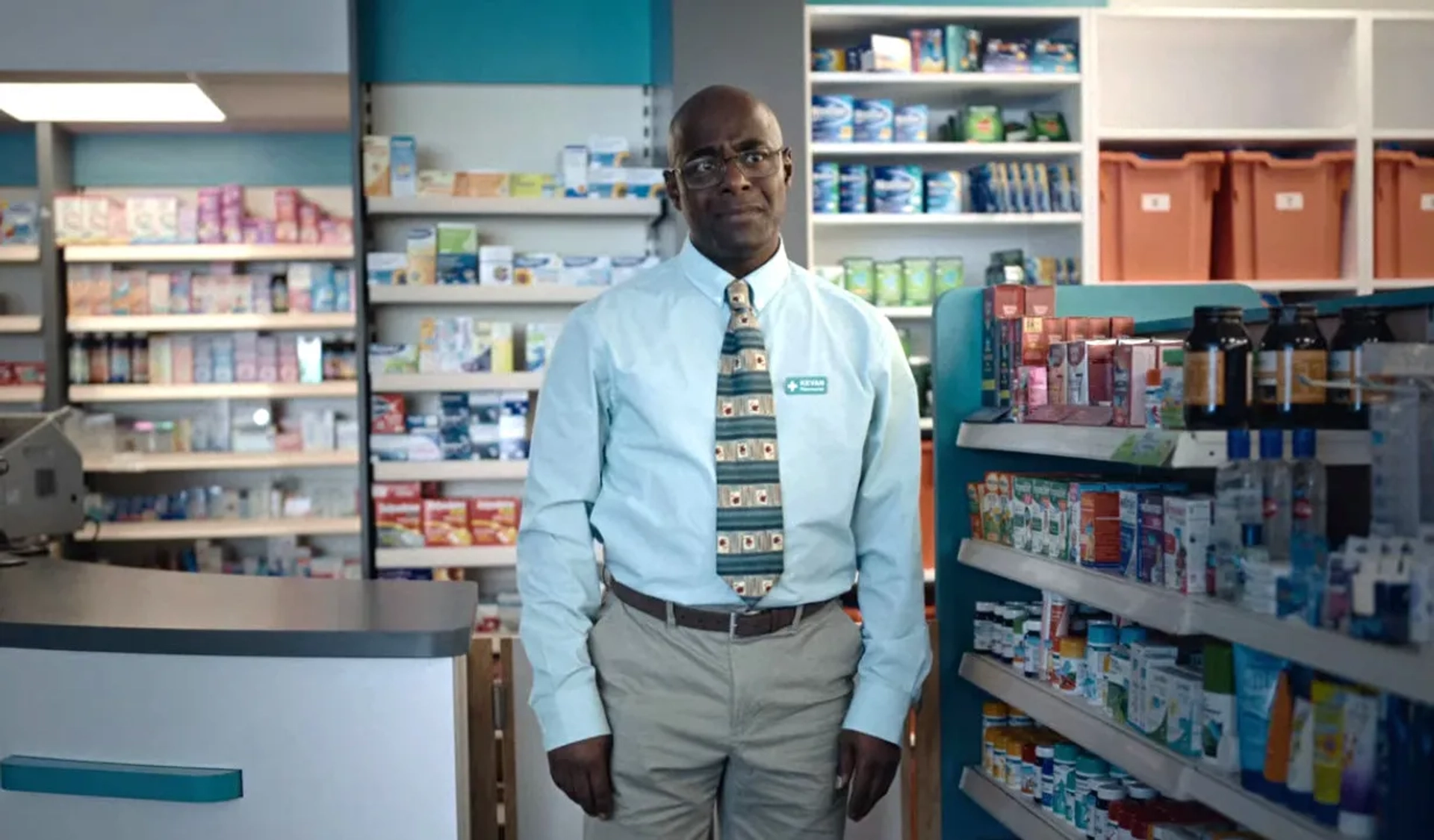 Paterson Joseph in The End of the F***ing World: Episode #2.5 (2019)