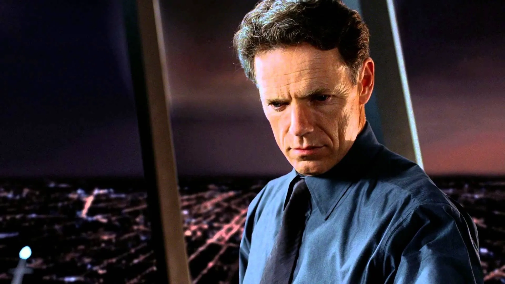 Bruce Greenwood in I, Robot (2004)