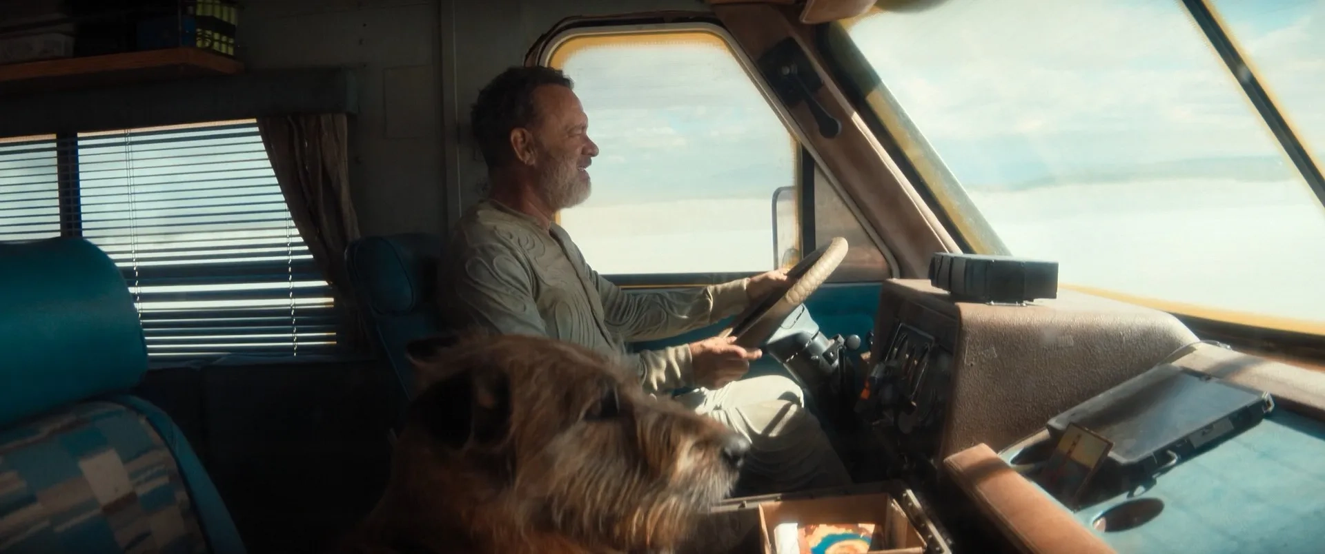 Tom Hanks and Seamus in Finch (2021)