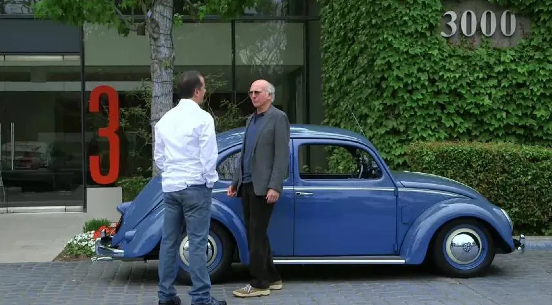 Jerry Seinfeld and Larry David in Comedians in Cars Getting Coffee (2012)