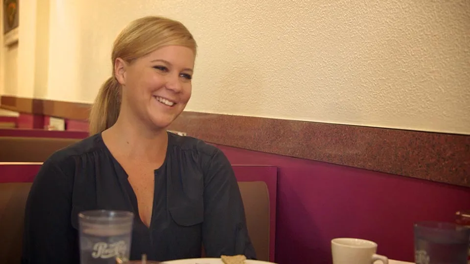 Amy Schumer in Comedians in Cars Getting Coffee (2012)