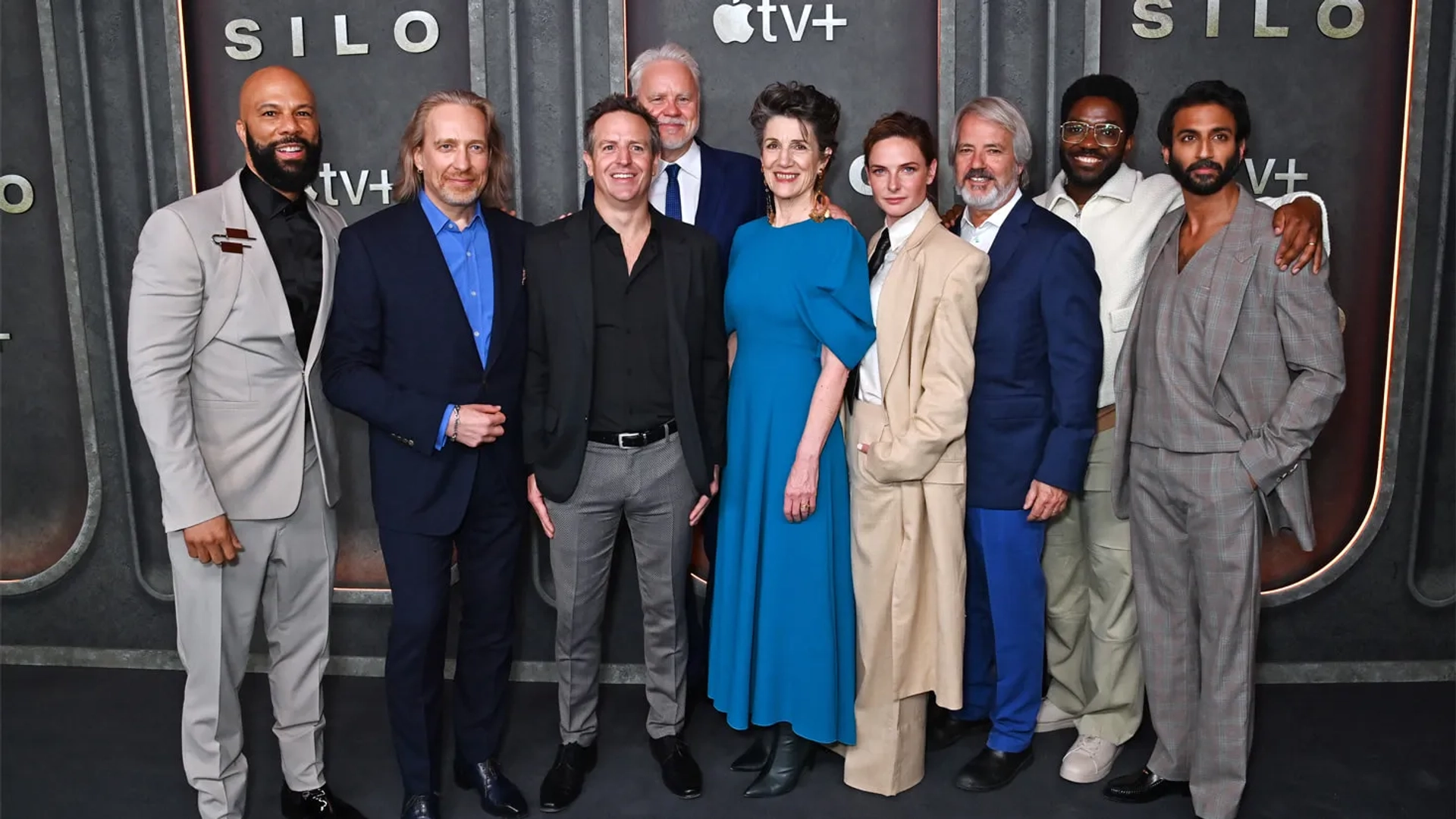 Tim Robbins, Graham Yost, Rebecca Ferguson, Morten Tyldum, Harriet Walter, Common, Chinaza Uche, Hugh Howey, and Avi Nash in Silo (2023)