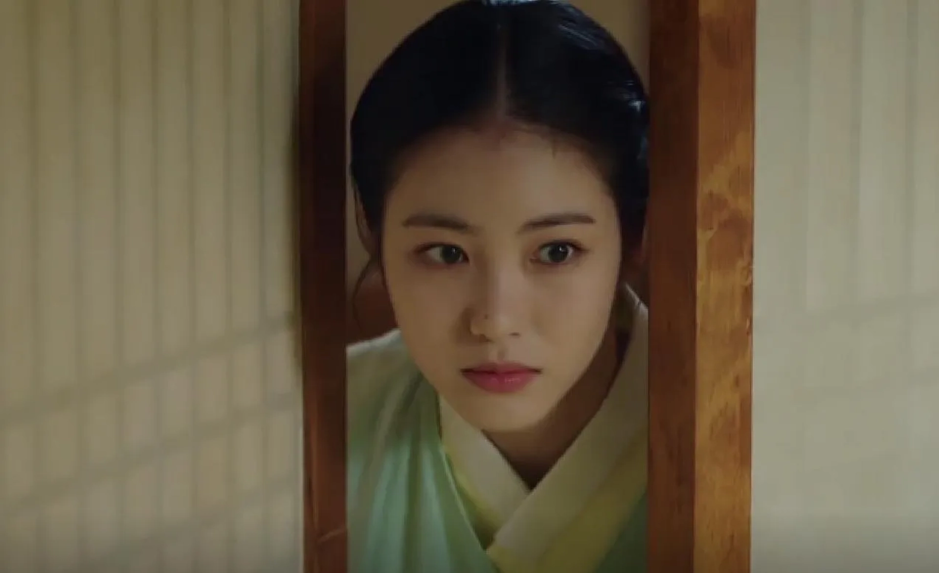 Shin Ye-eun in The Secret Romantic Guesthouse (2023)