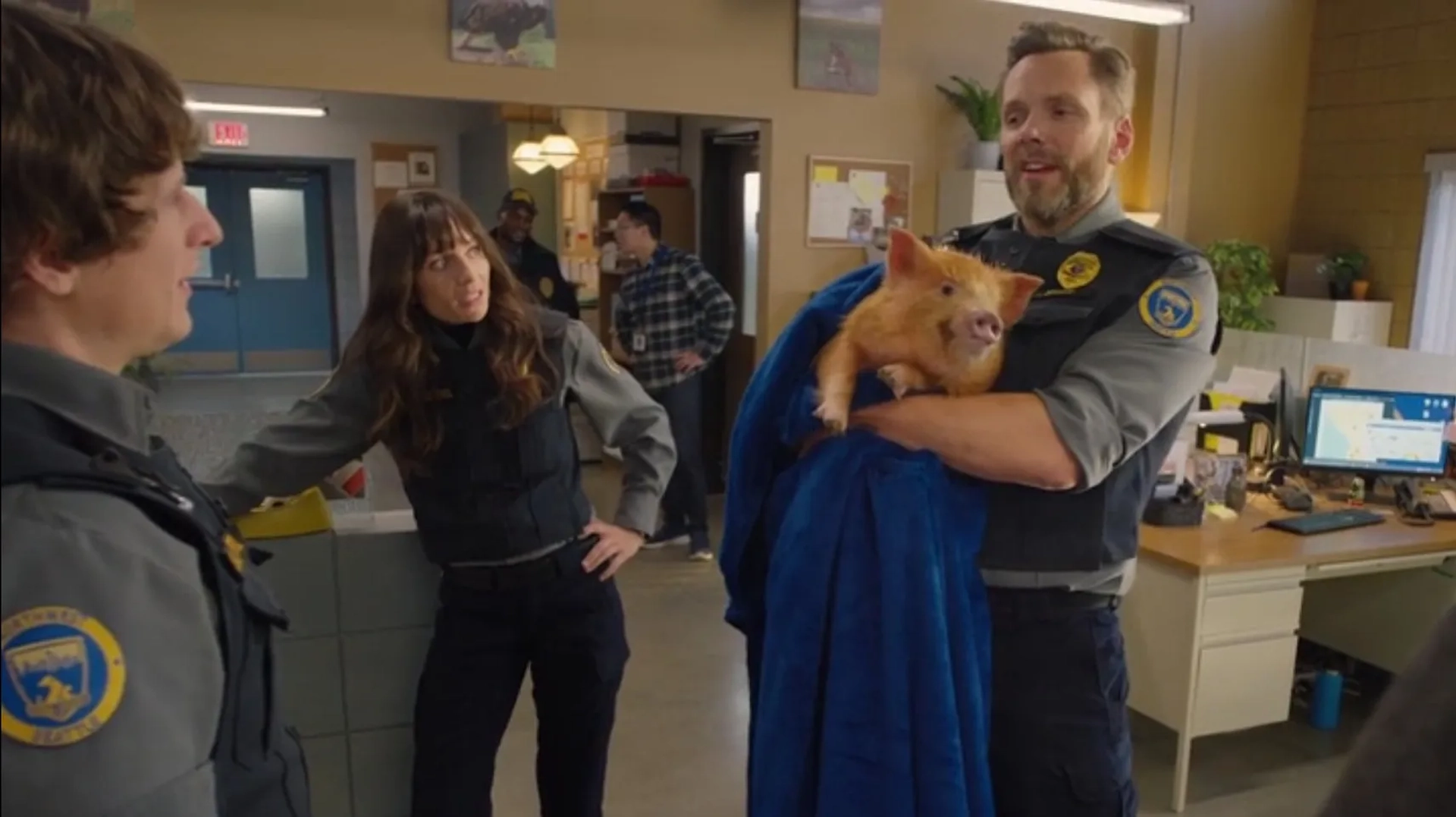 Joel McHale, Grace Palmer, and Michael Rowland in Animal Control (2023)