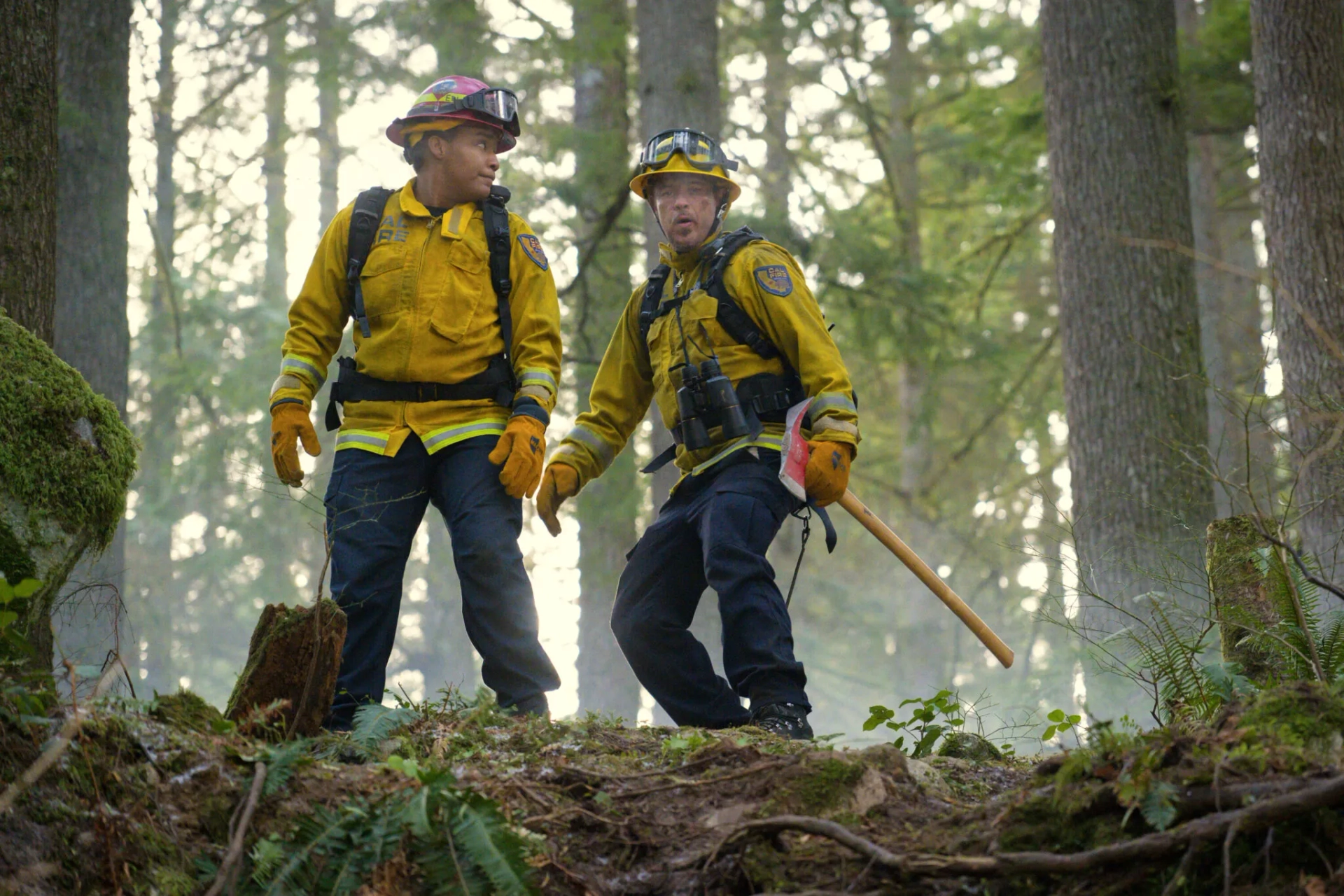 Jules Latimer and Kevin Alejandro in Fire Country (2022)