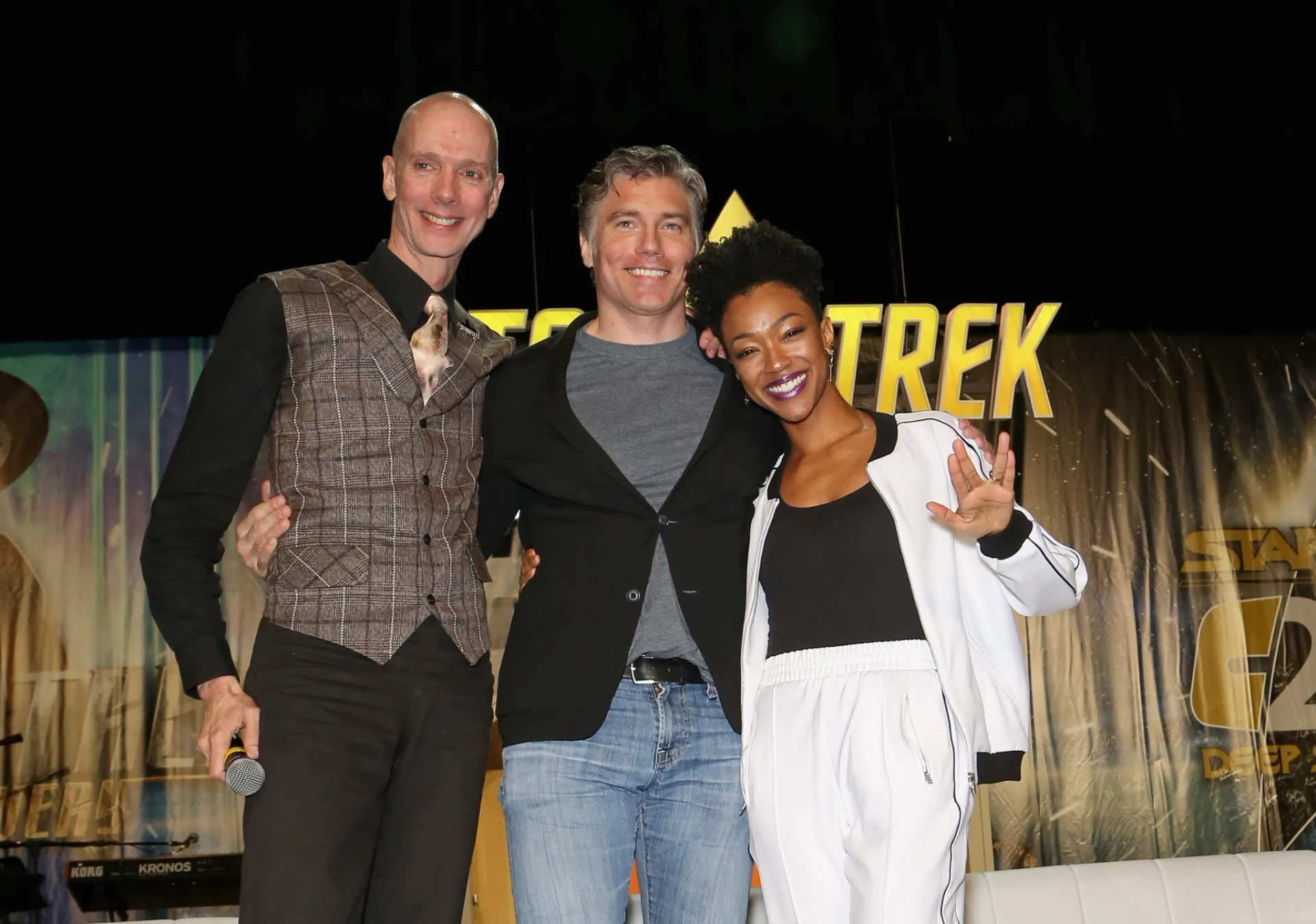 Doug Jones, Anson Mount, and Sonequa Martin-Green at an event for Star Trek: Discovery (2017)