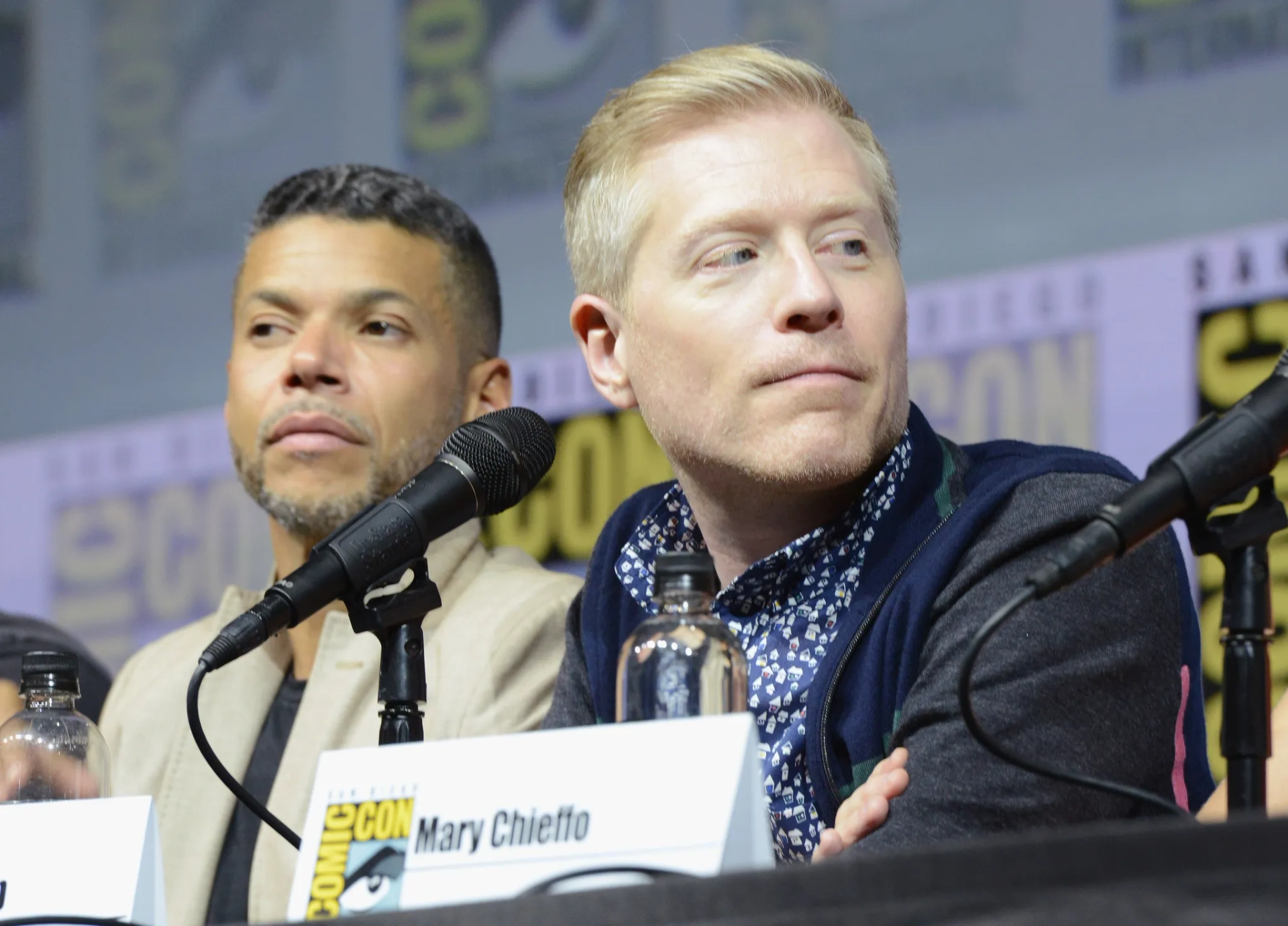 Wilson Cruz and Anthony Rapp at an event for Star Trek: Discovery (2017)