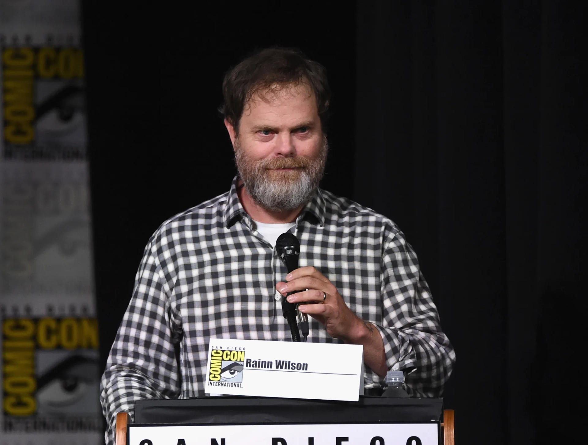 Rainn Wilson at an event for Star Trek: Discovery (2017)