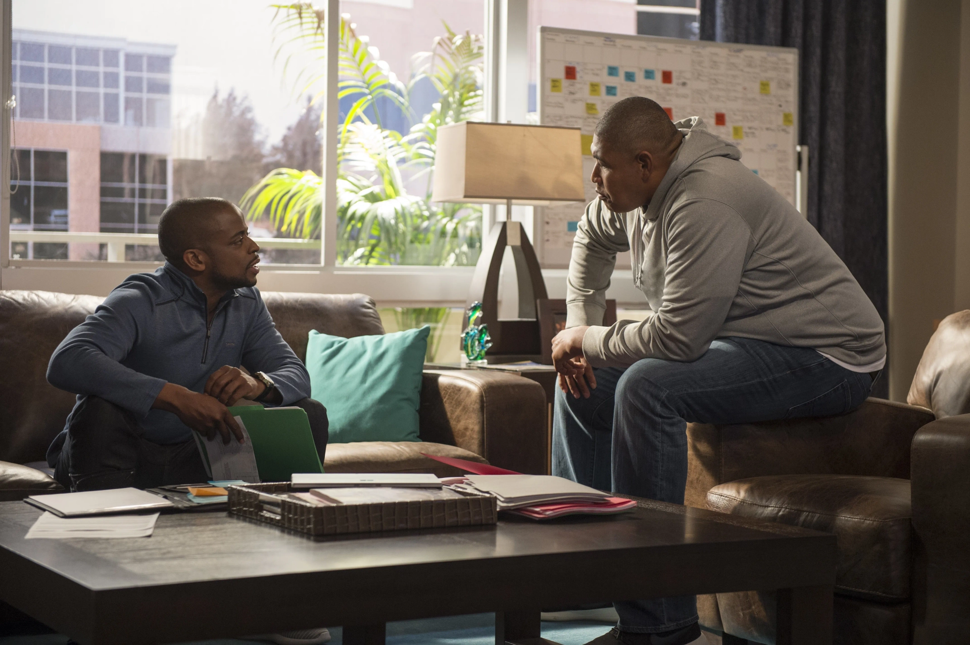 Dulé Hill and Omar Benson Miller in Ballers (2015)