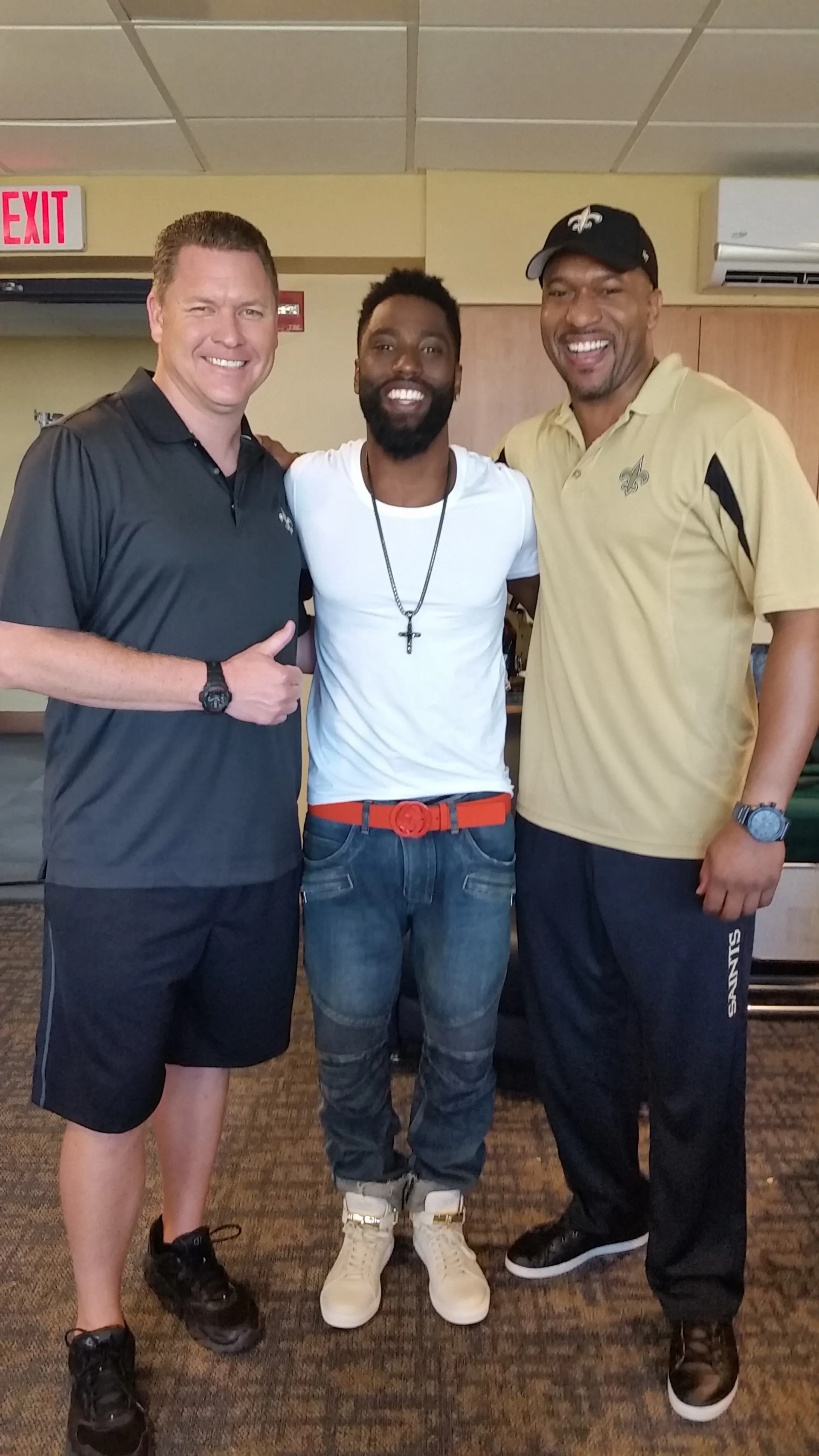 Adam Vernier, John David Washington & Raheem Babalola on the set of BALLERS