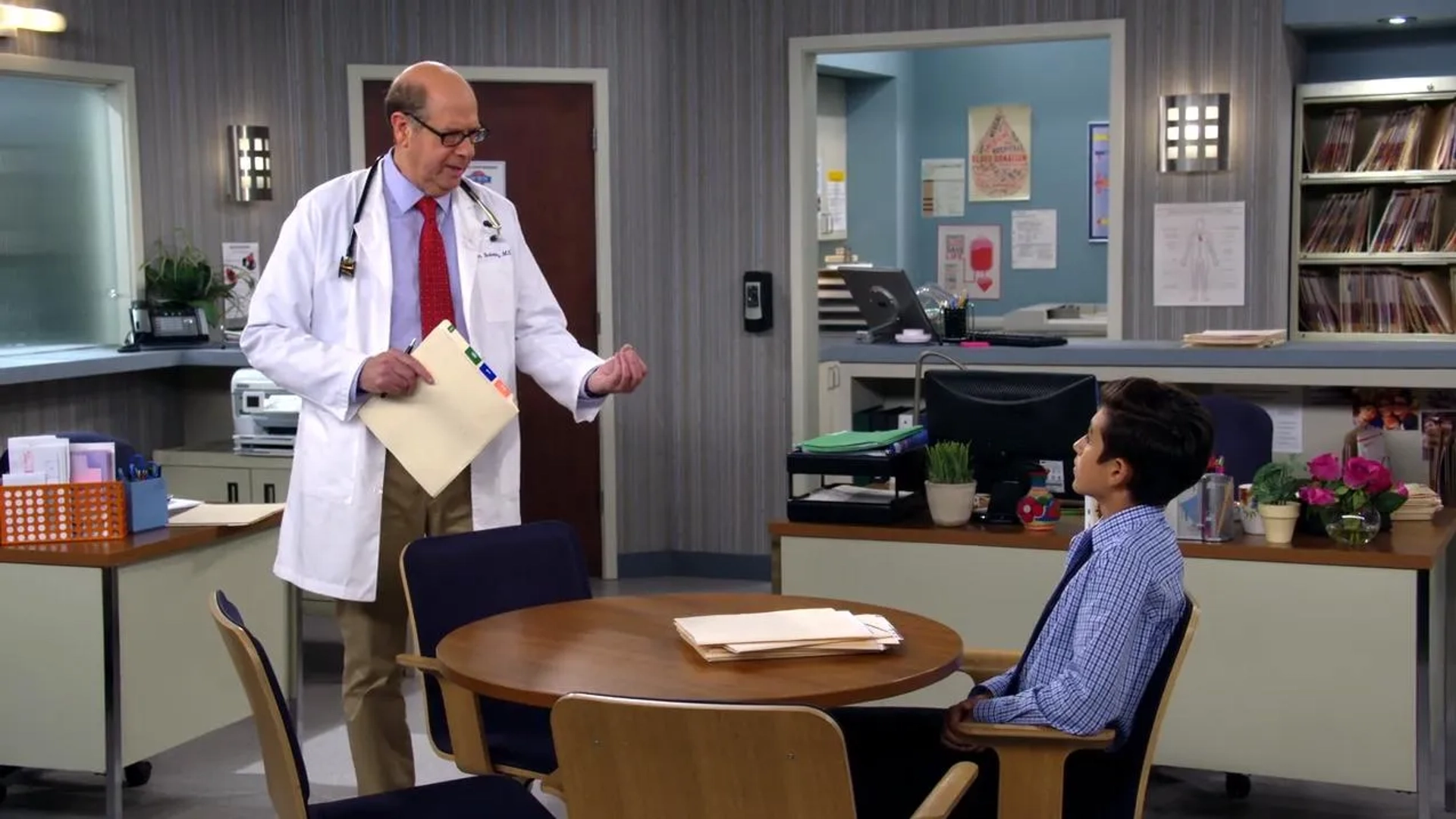 Stephen Tobolowsky and Marcel Ruiz in One Day at a Time (2017)