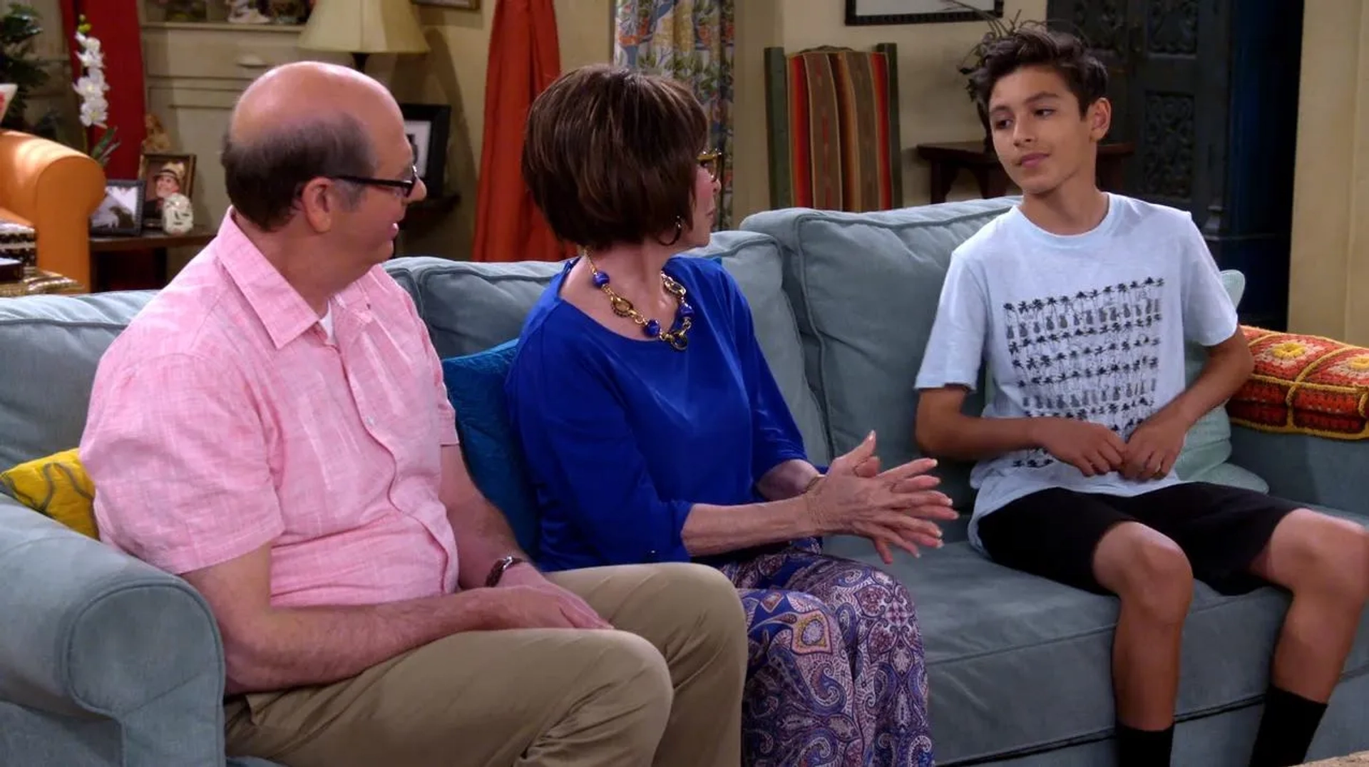 Rita Moreno, Stephen Tobolowsky, and Marcel Ruiz in One Day at a Time (2017)