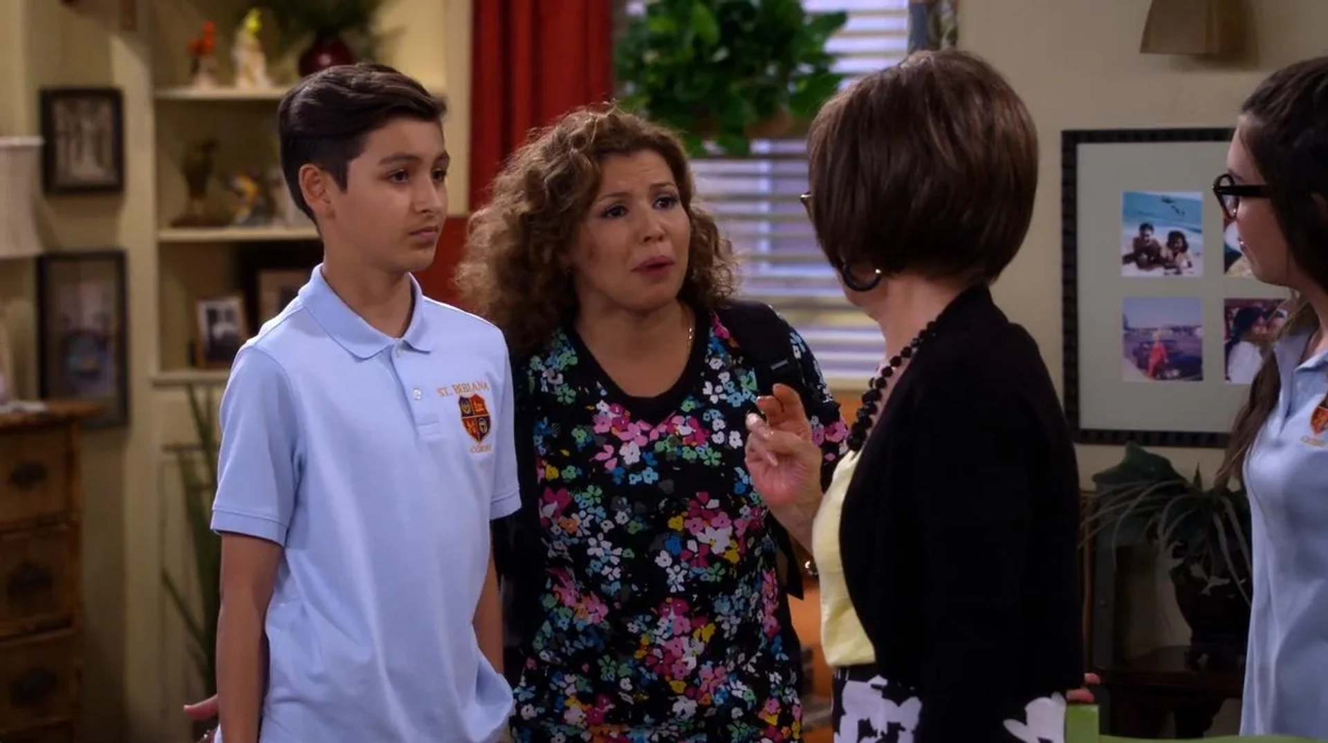 Rita Moreno, Justina Machado, Isabella Gomez, and Marcel Ruiz in One Day at a Time (2017)