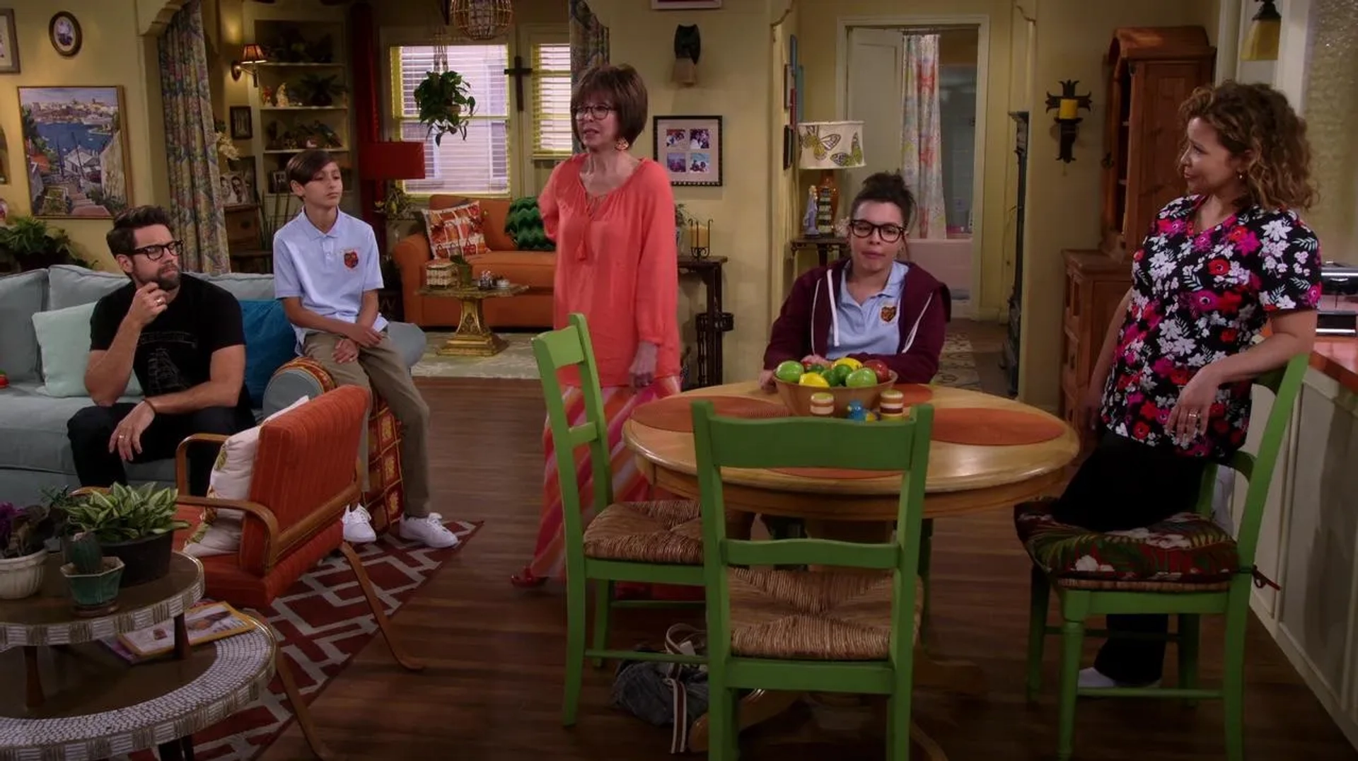 Rita Moreno, Justina Machado, Todd Grinnell, Isabella Gomez, and Marcel Ruiz in One Day at a Time (2017)