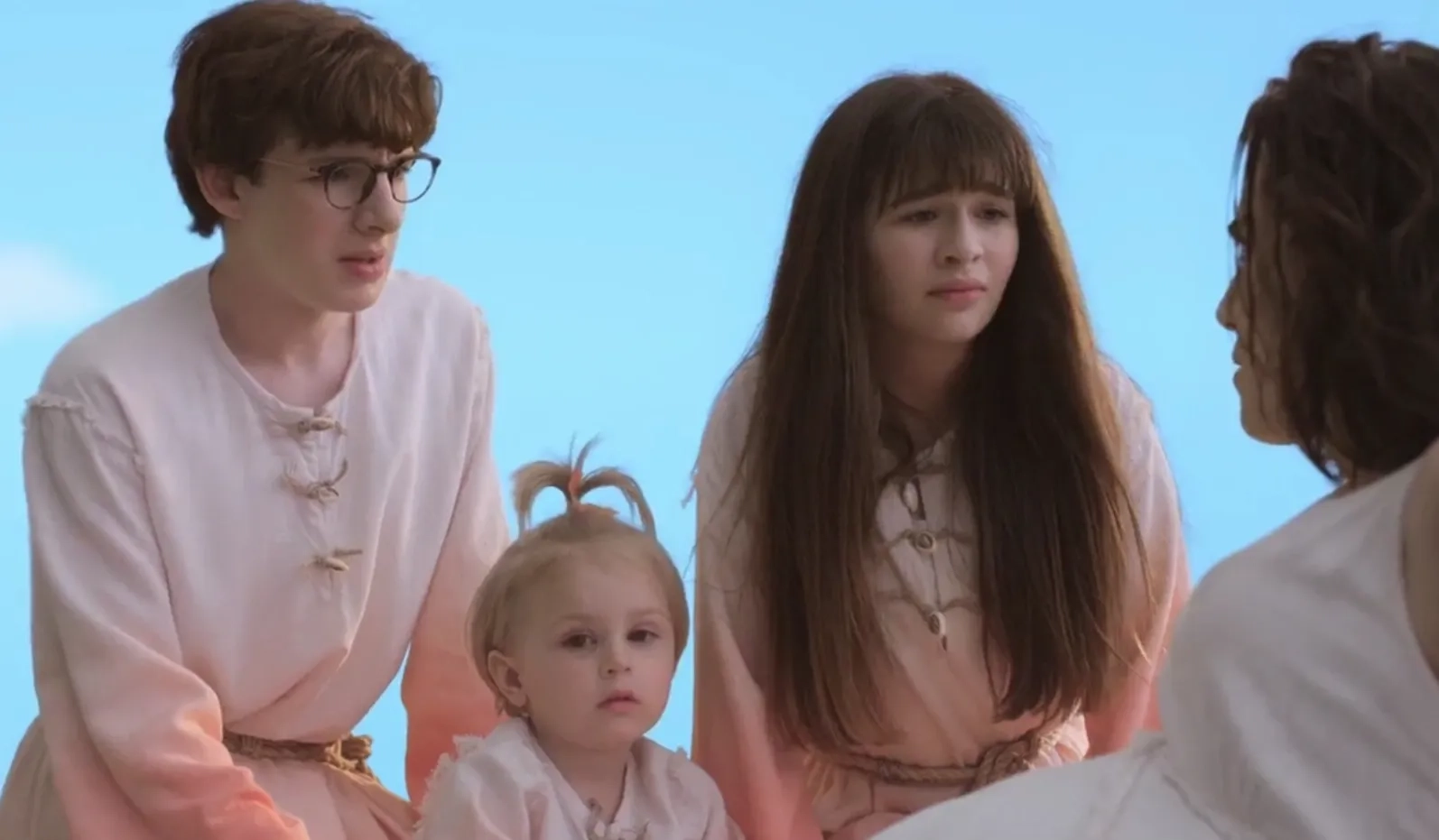 Allison Williams, Malina Pauli Weissman, Louis Hynes, and Presley Smith in A Series of Unfortunate Events (2017)