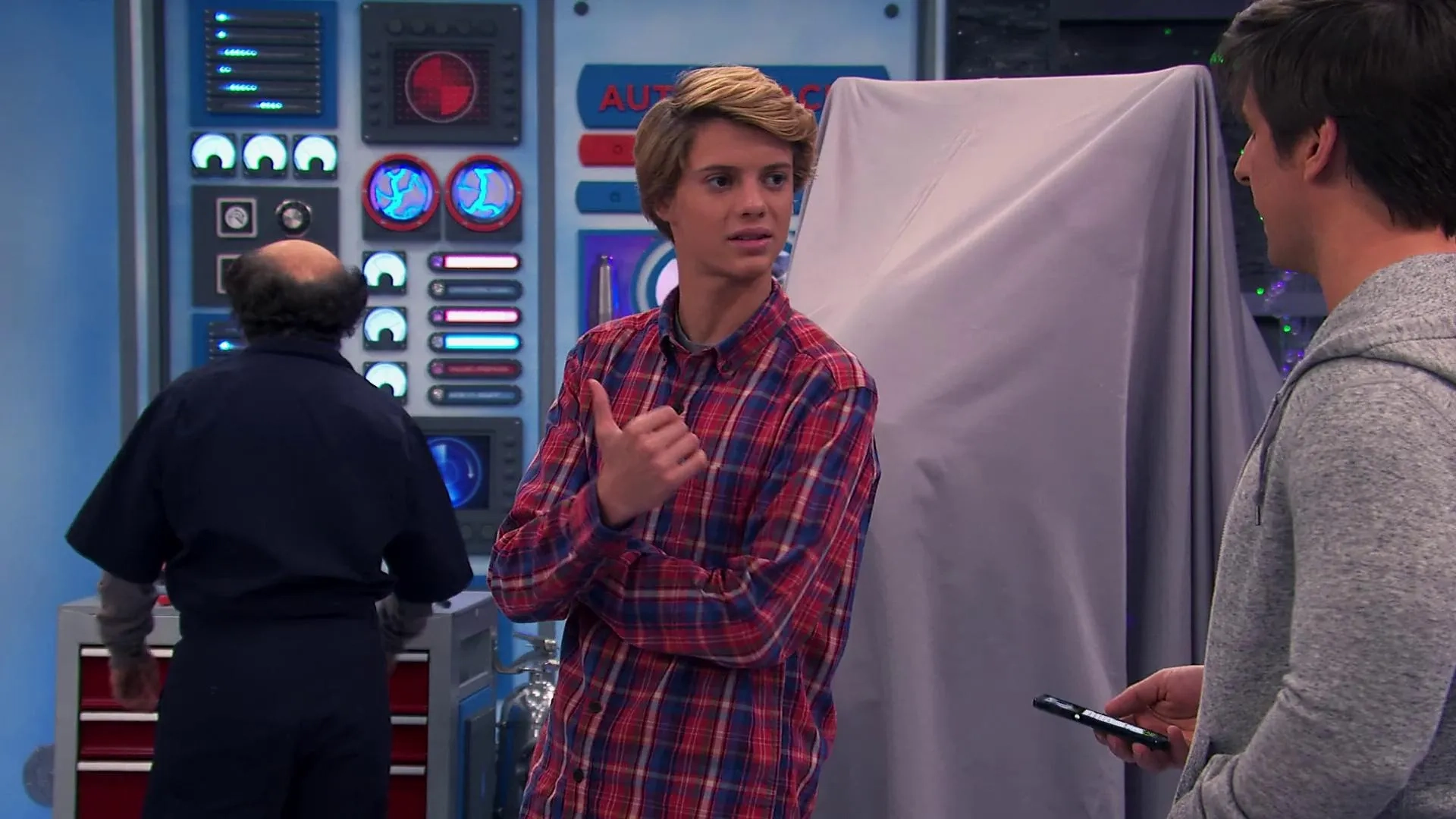 Cooper Barnes and Jace Norman in Henry Danger (2014)